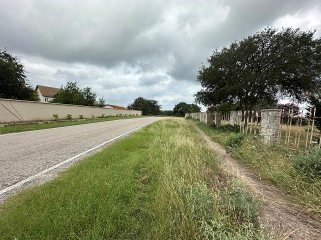 main property photo 6