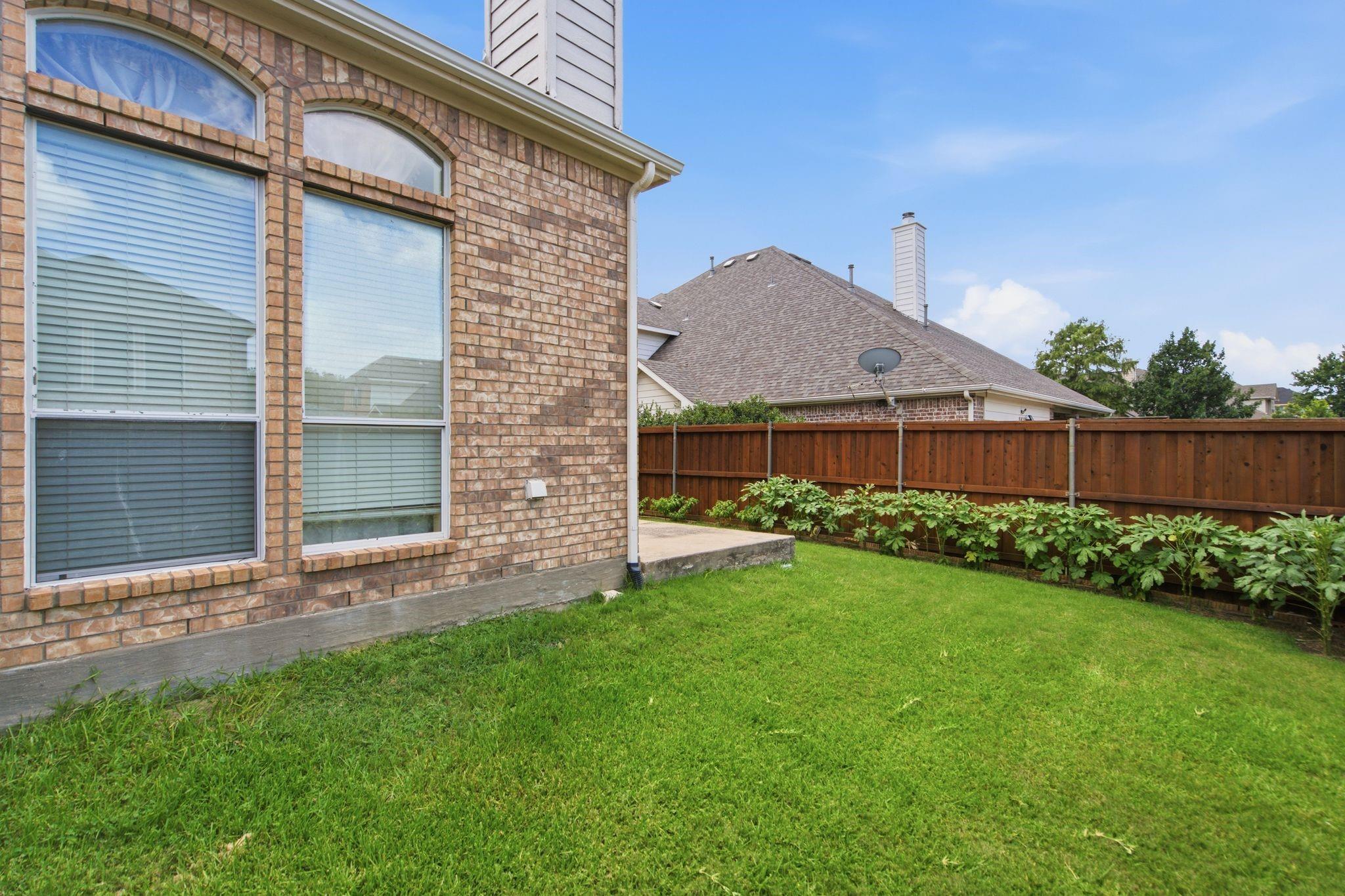 main property photo 32