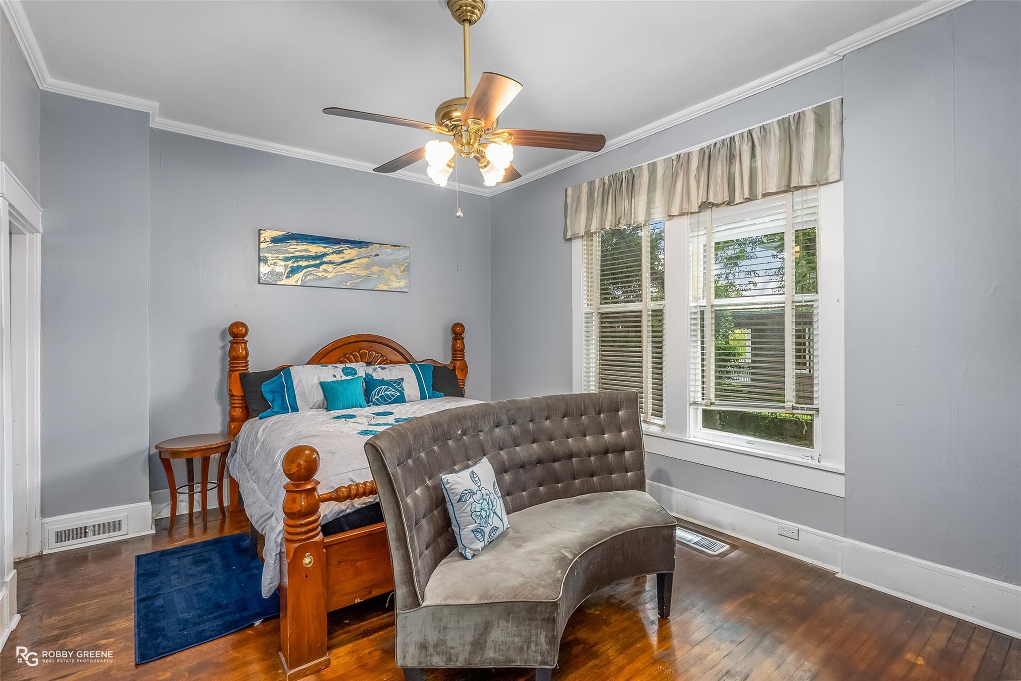 main property photo 19