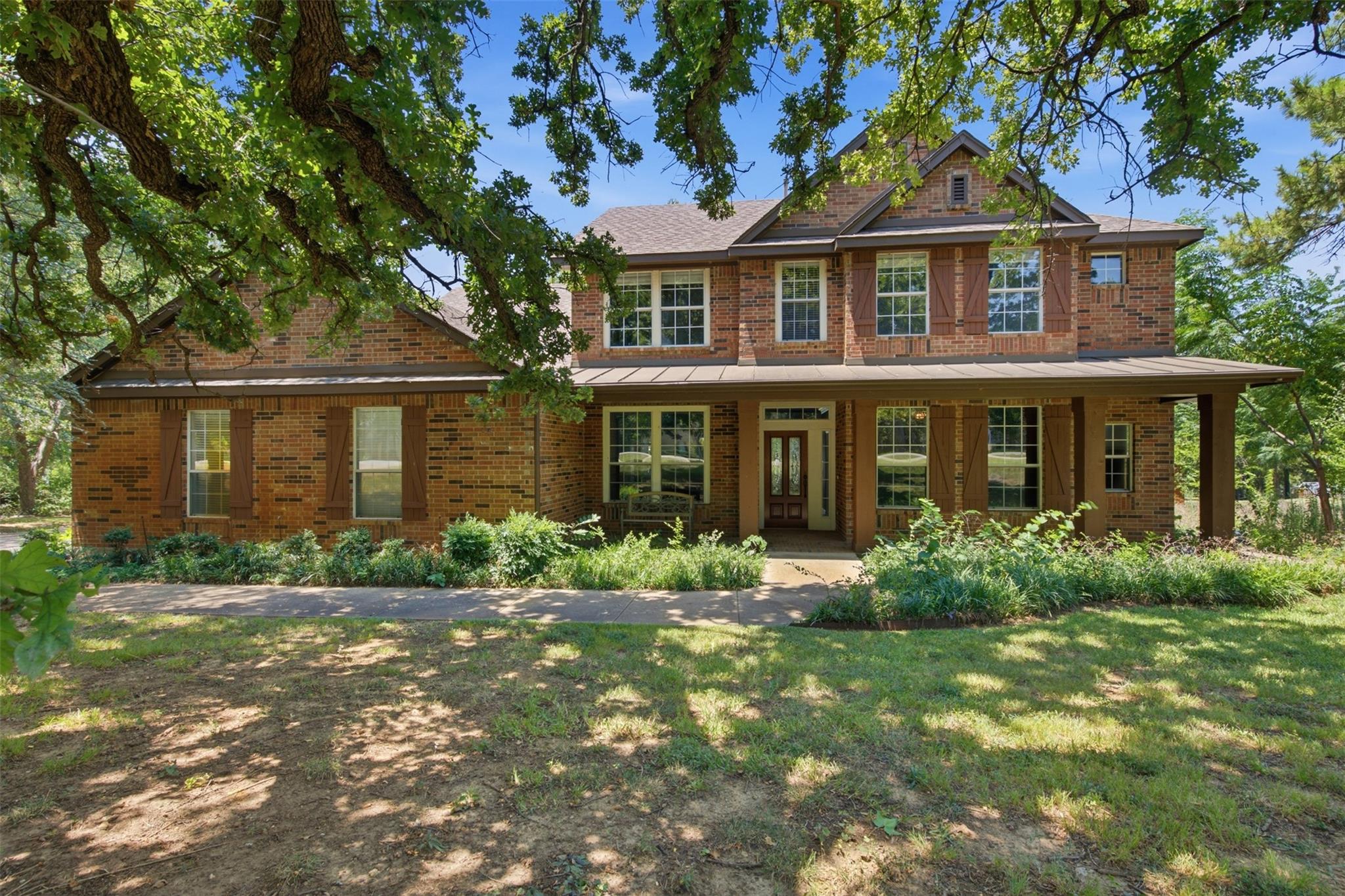main property photo 2