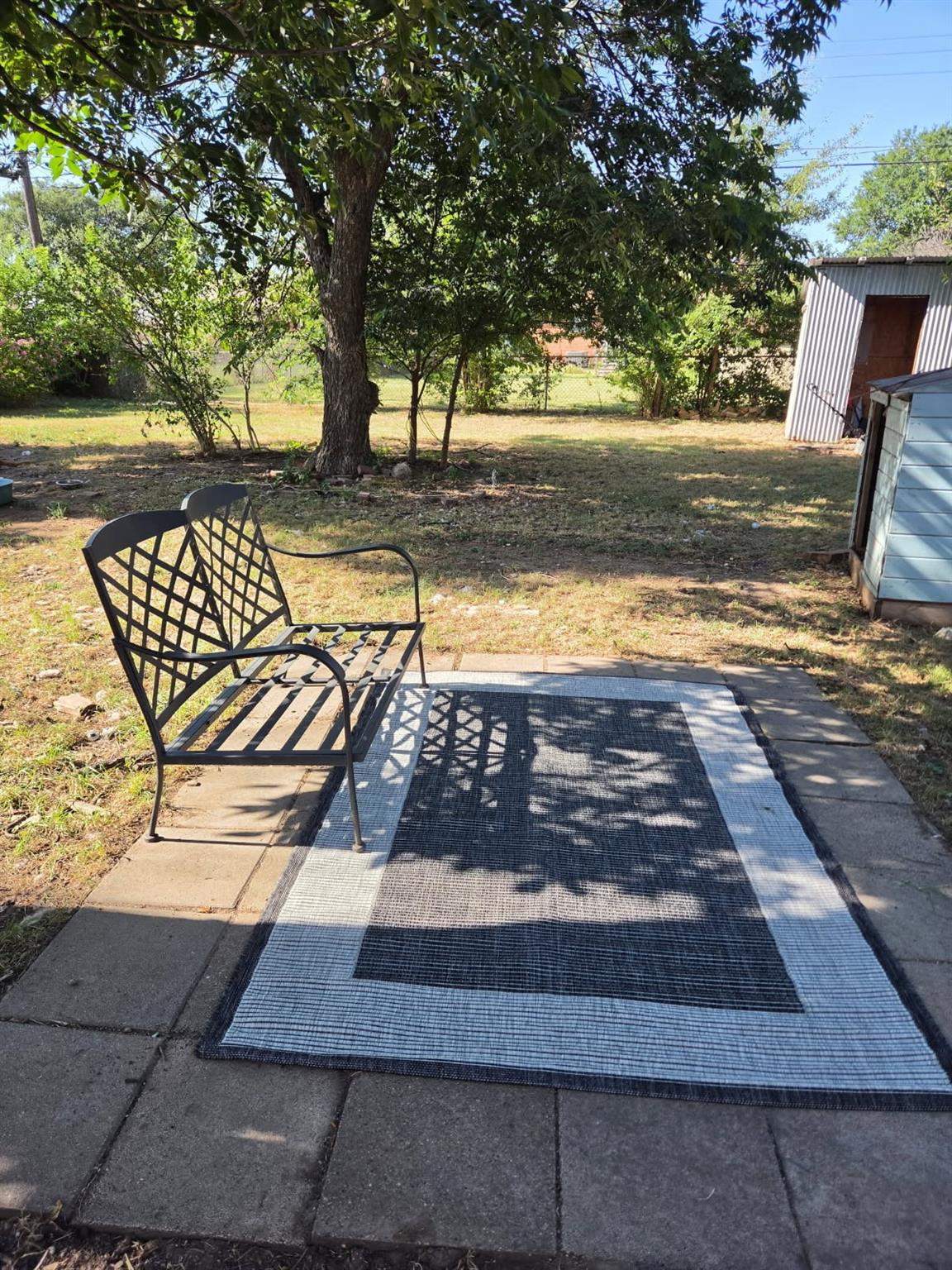 main property photo 28