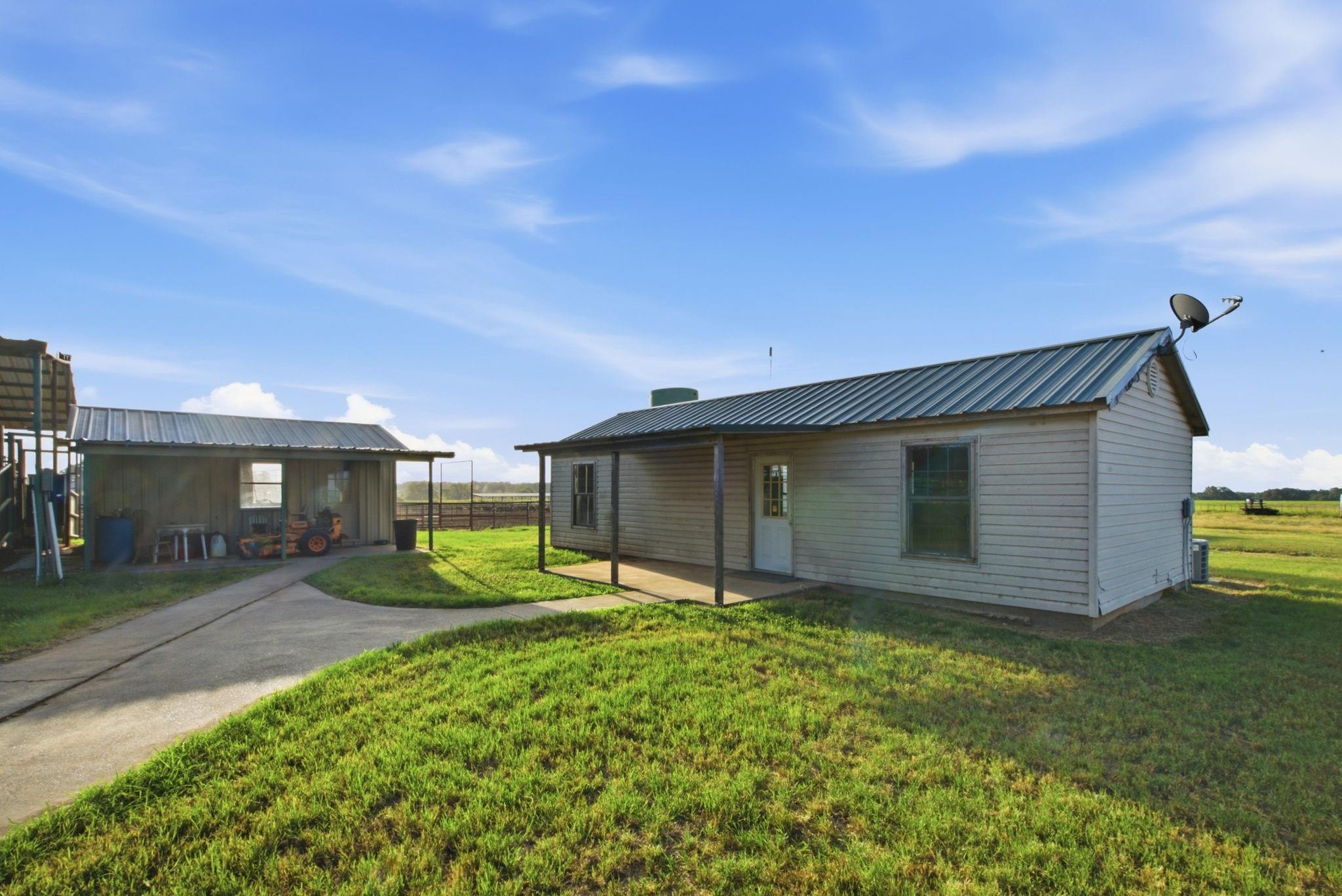 main property photo 12