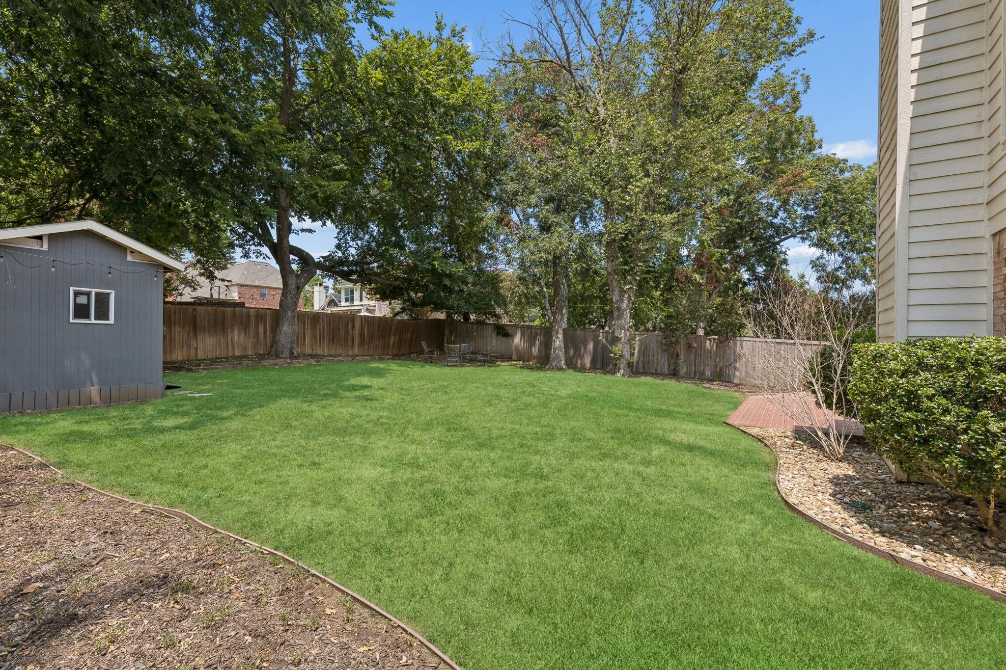 main property photo 26