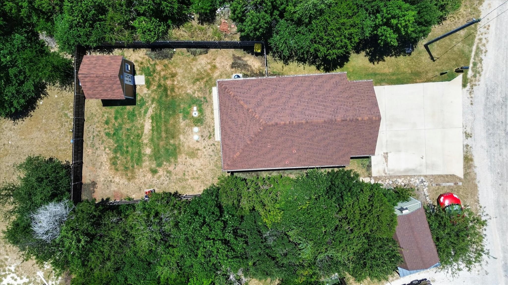 main property photo 32