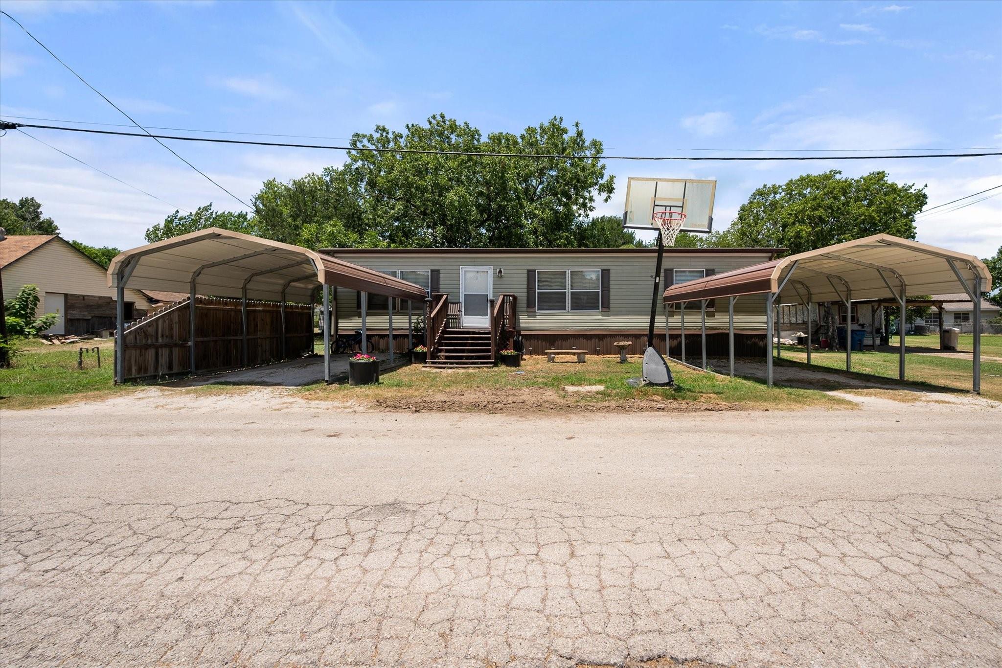 main property photo 18