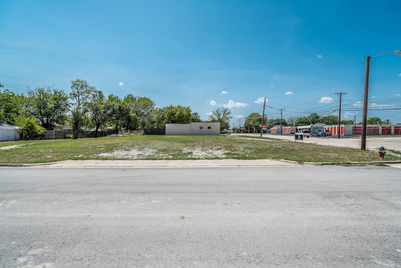 main property photo 4