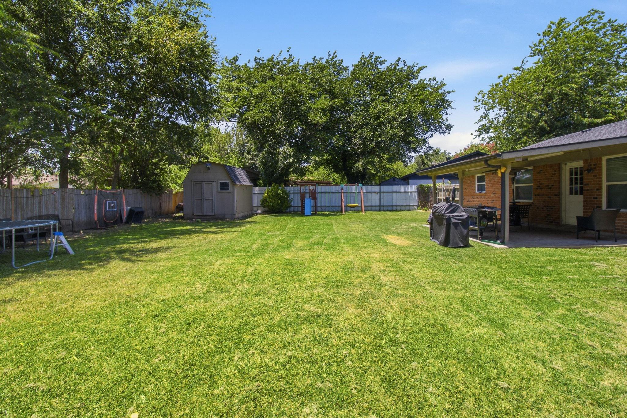 main property photo 34