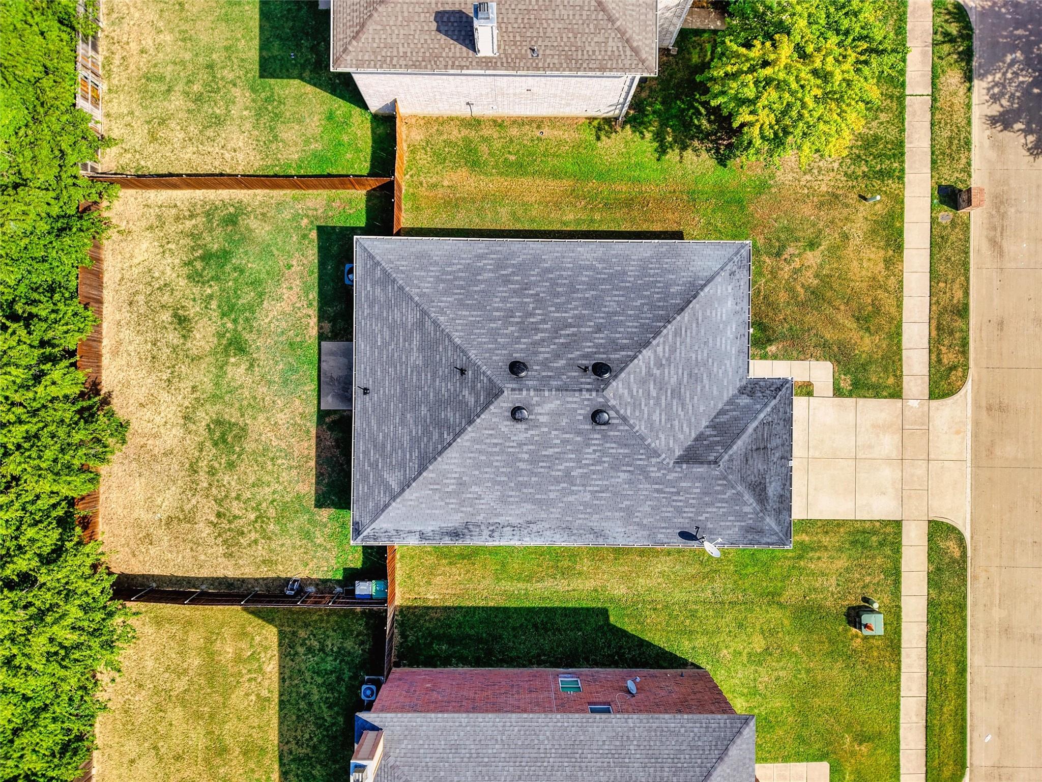 main property photo 21