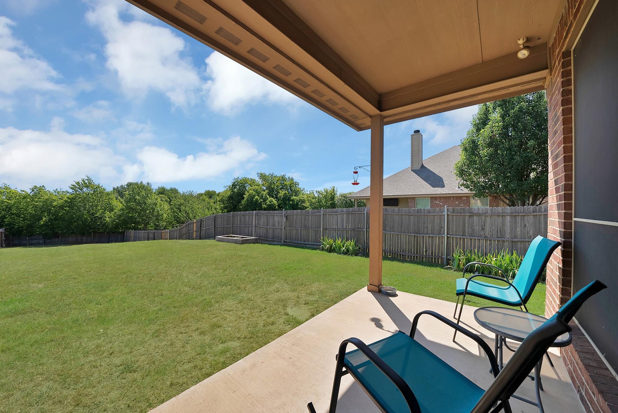 main property photo 23