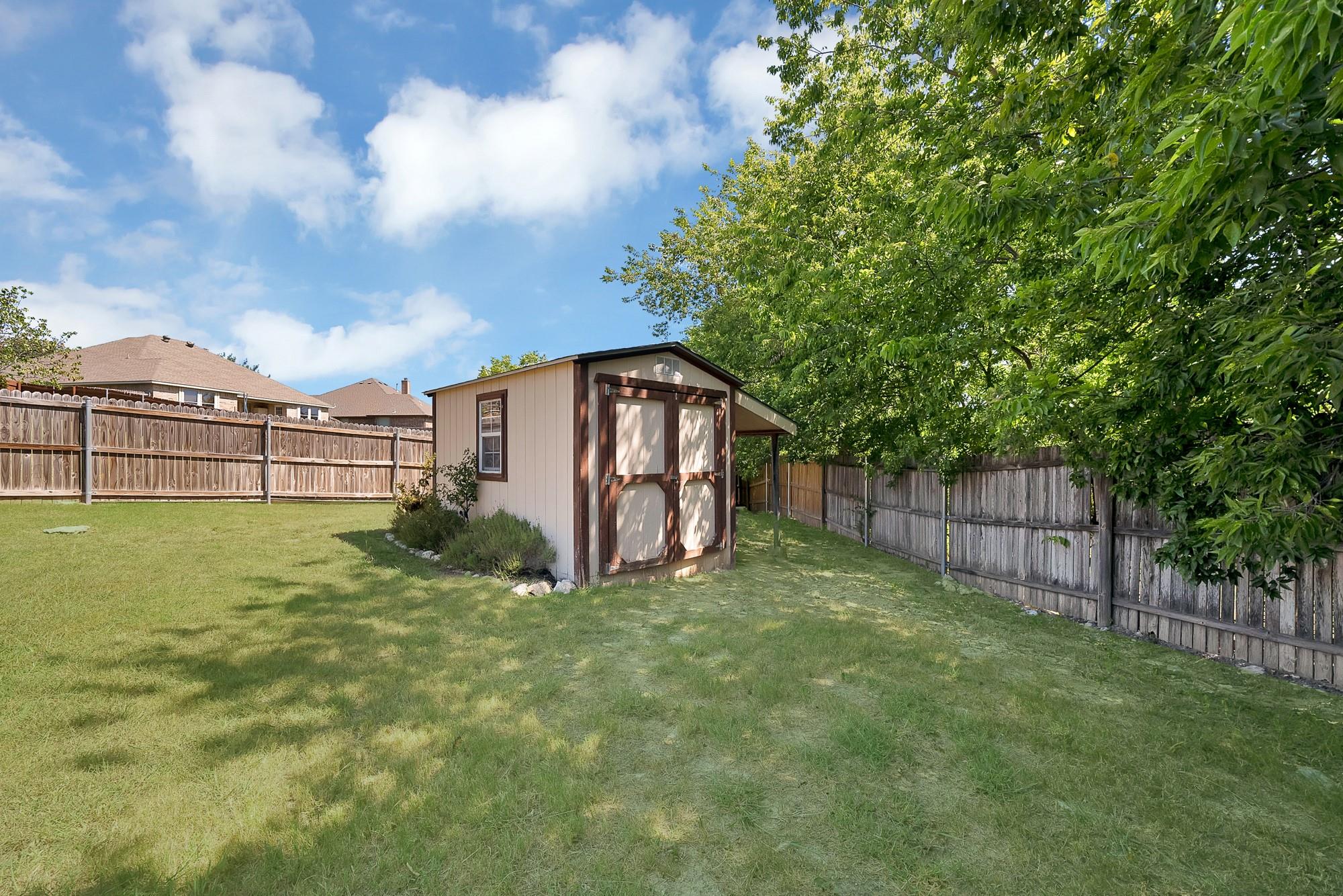 main property photo 27