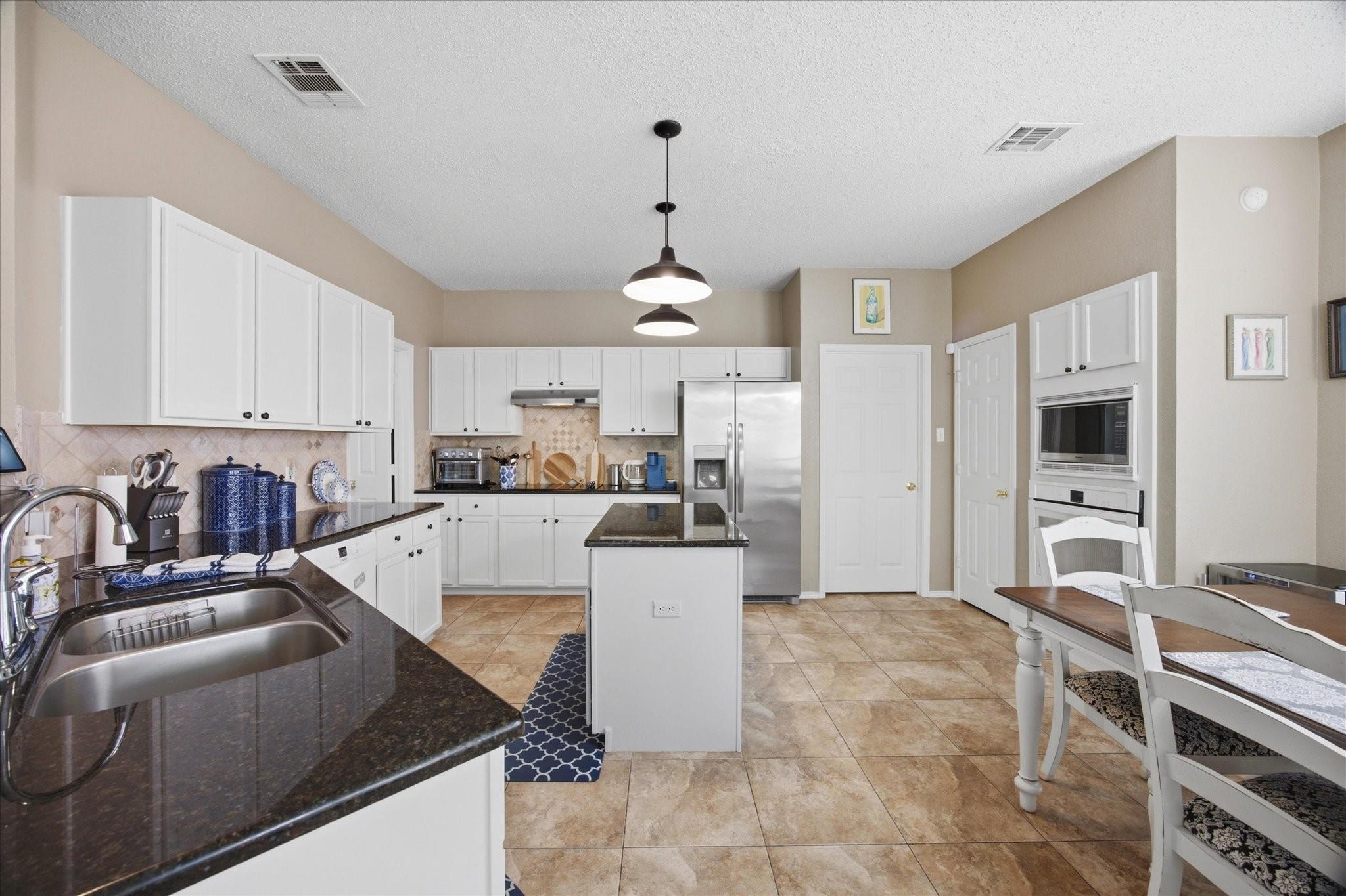 property viewer photo 10