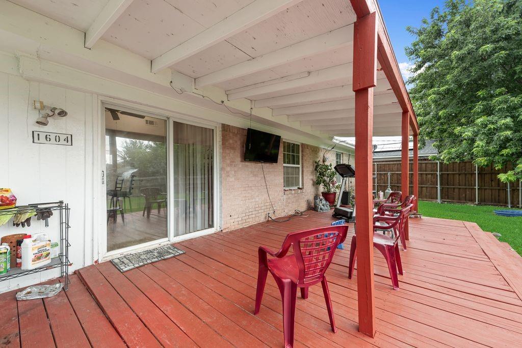 main property photo 17