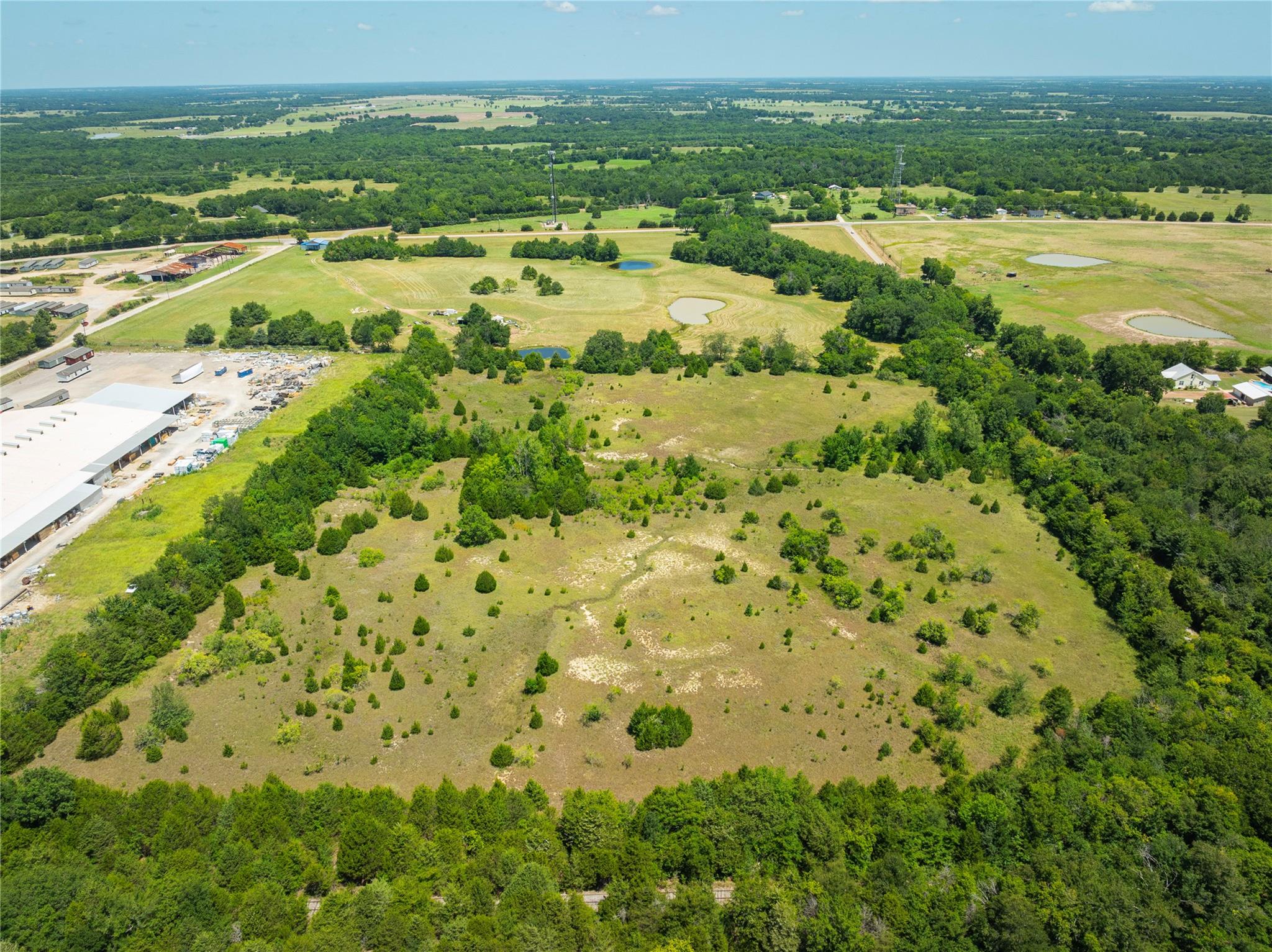main property photo 18