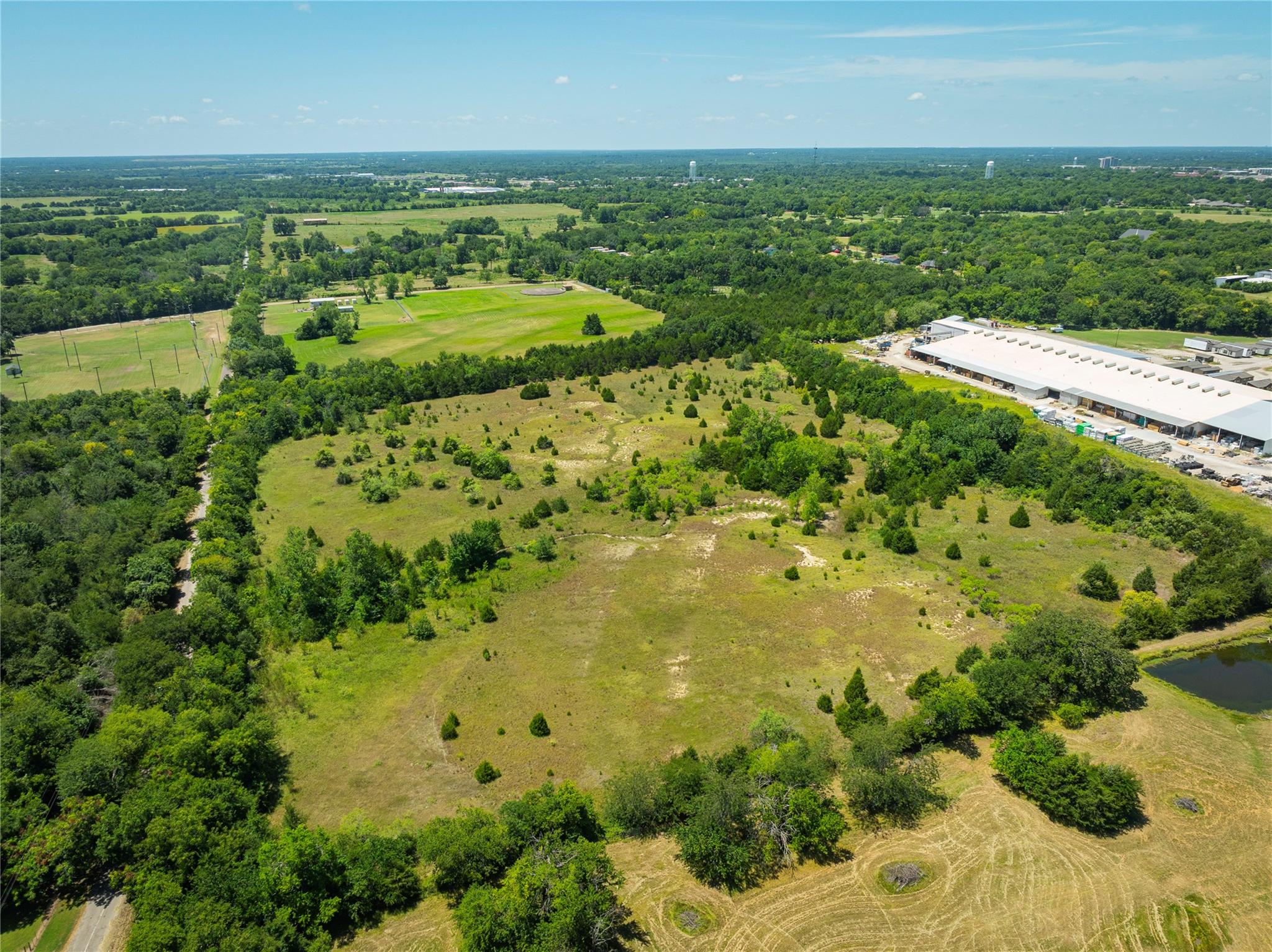 main property photo 23