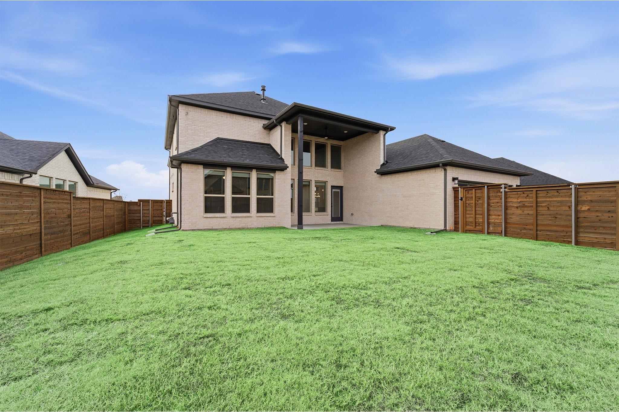 main property photo 4