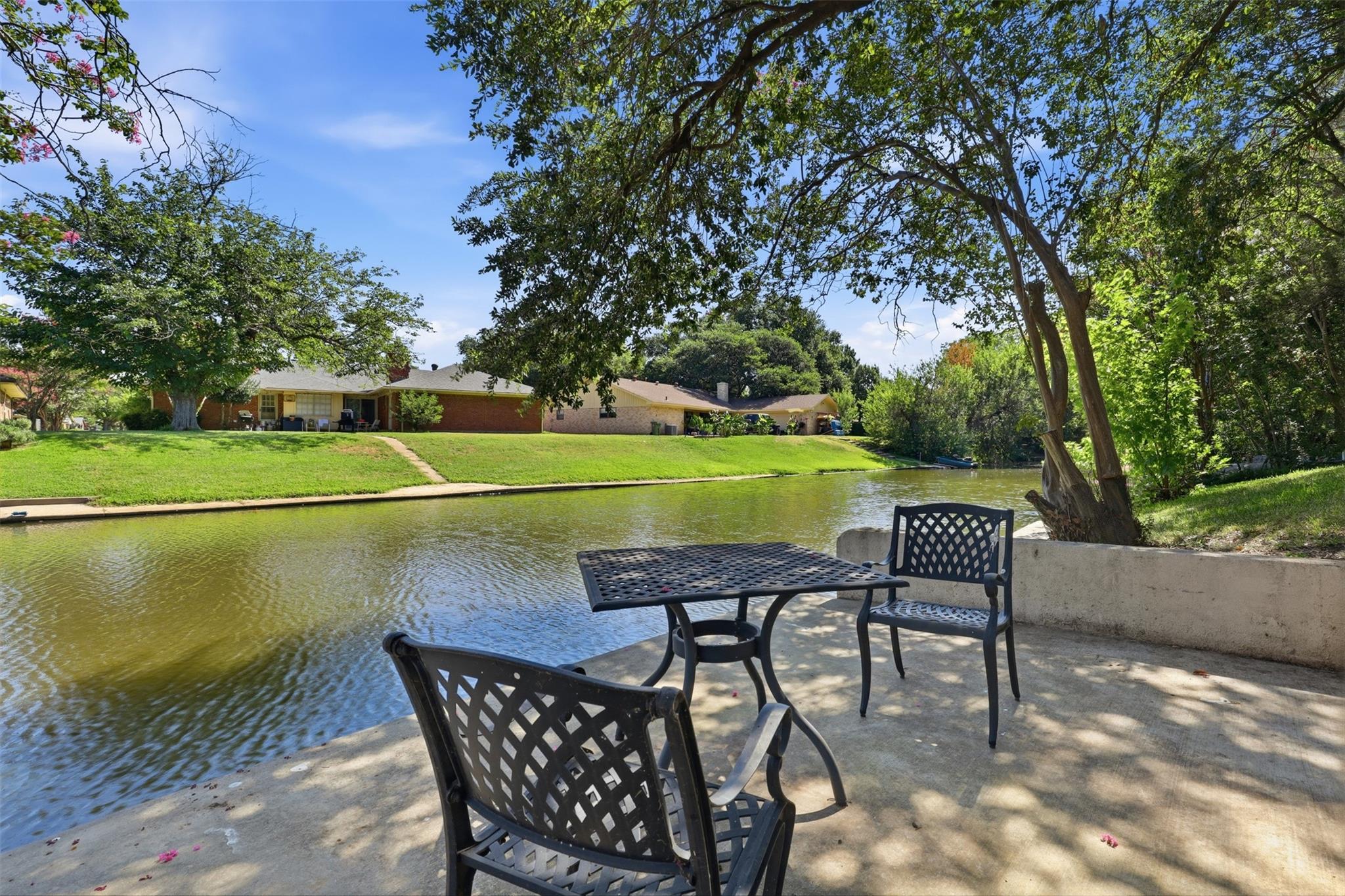 main property photo 32