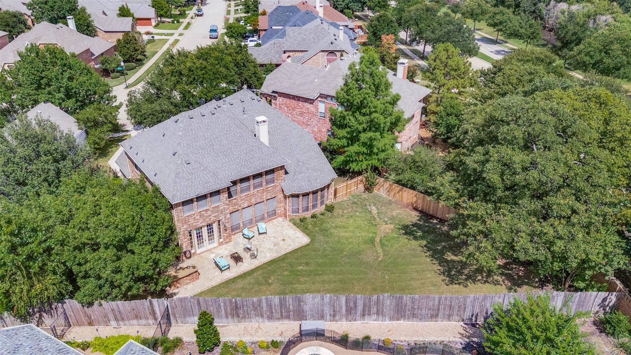 main property photo 36
