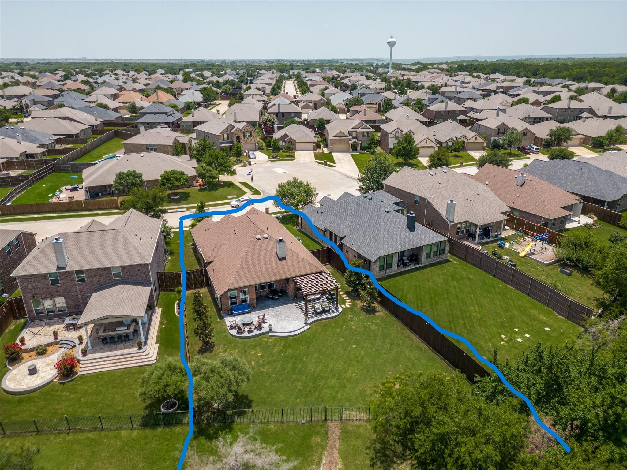 main property photo 27