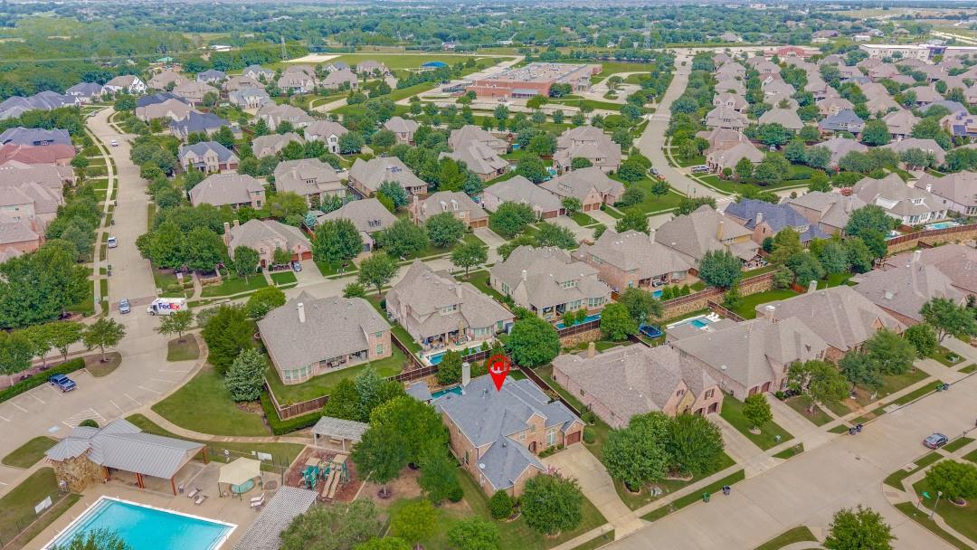 main property photo 25