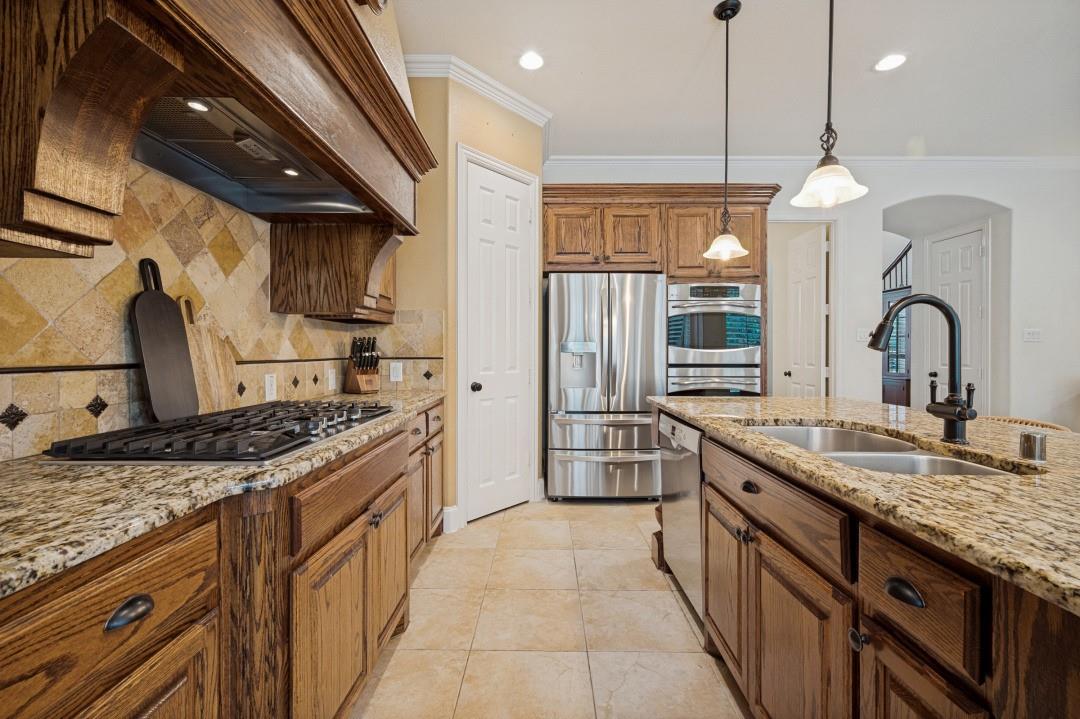 main property photo 7