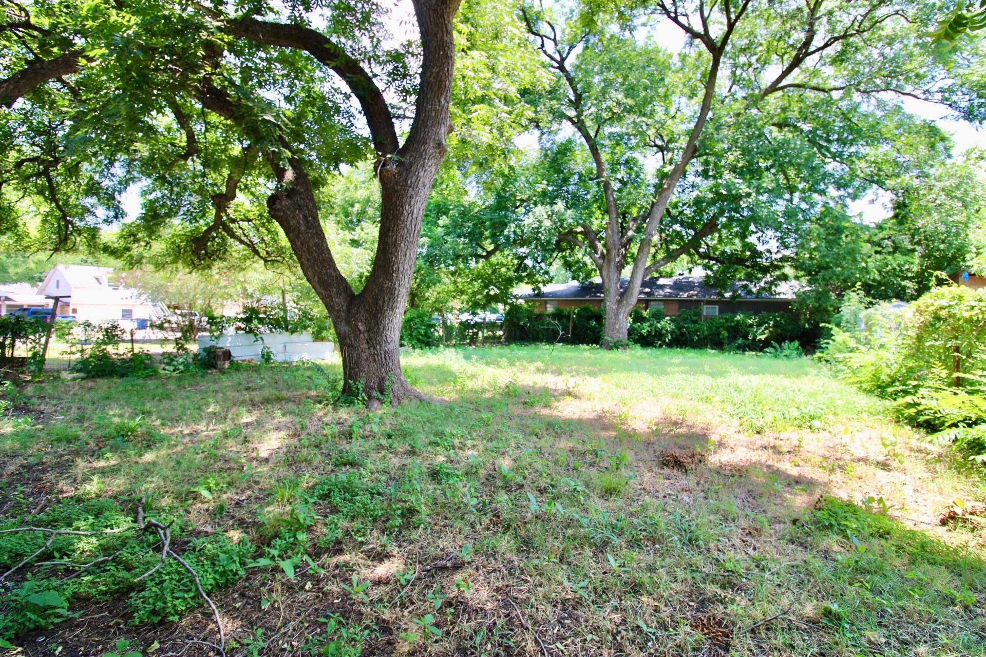 main property photo 17