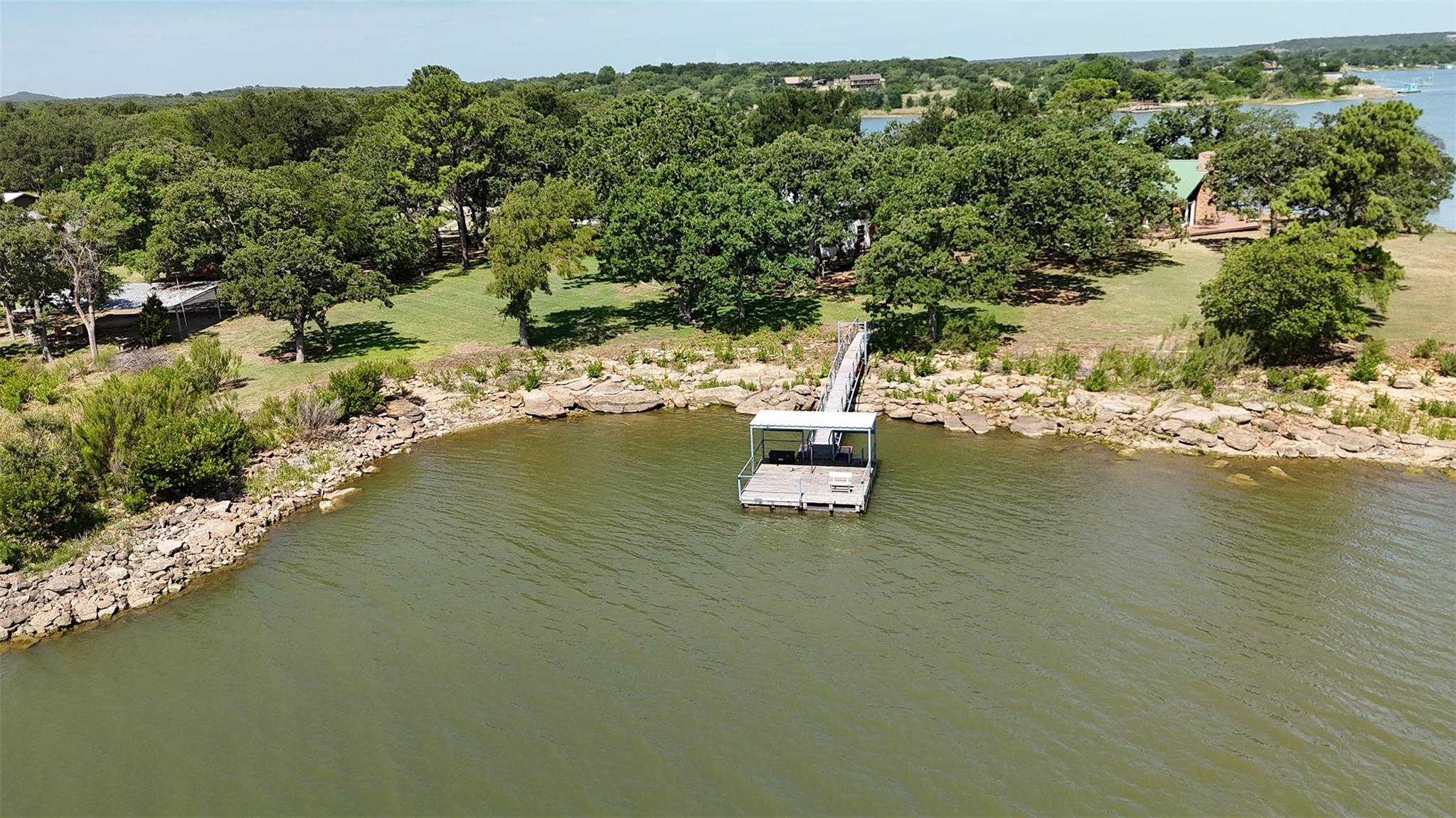 main property photo 31