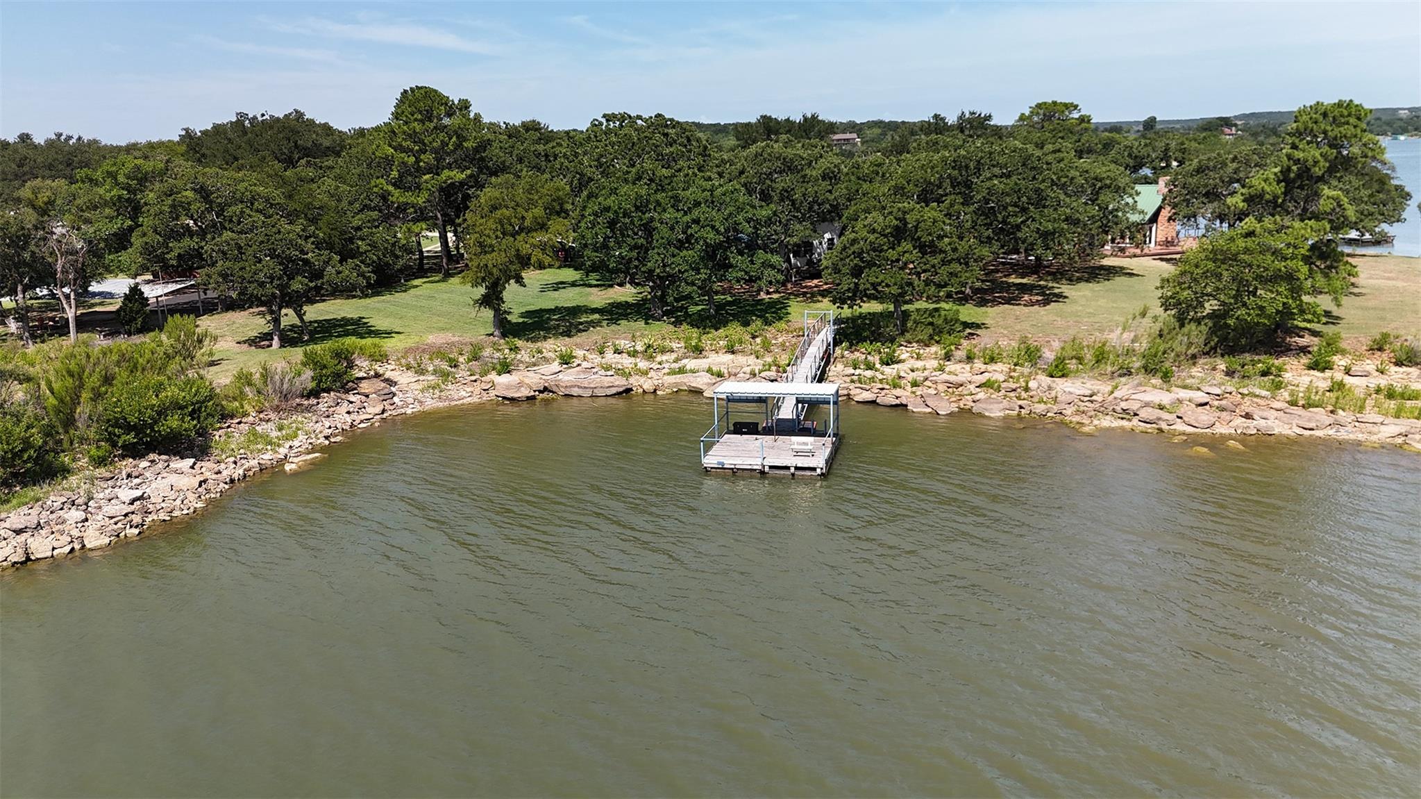 main property photo 34