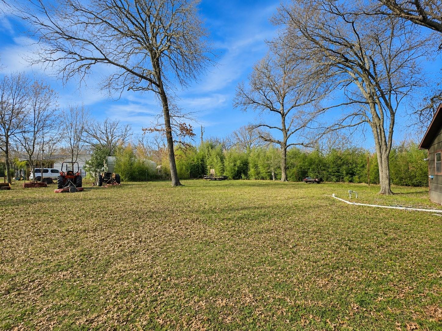 main property photo 9