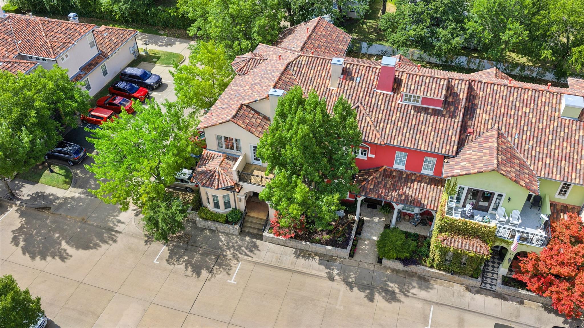main property photo 34