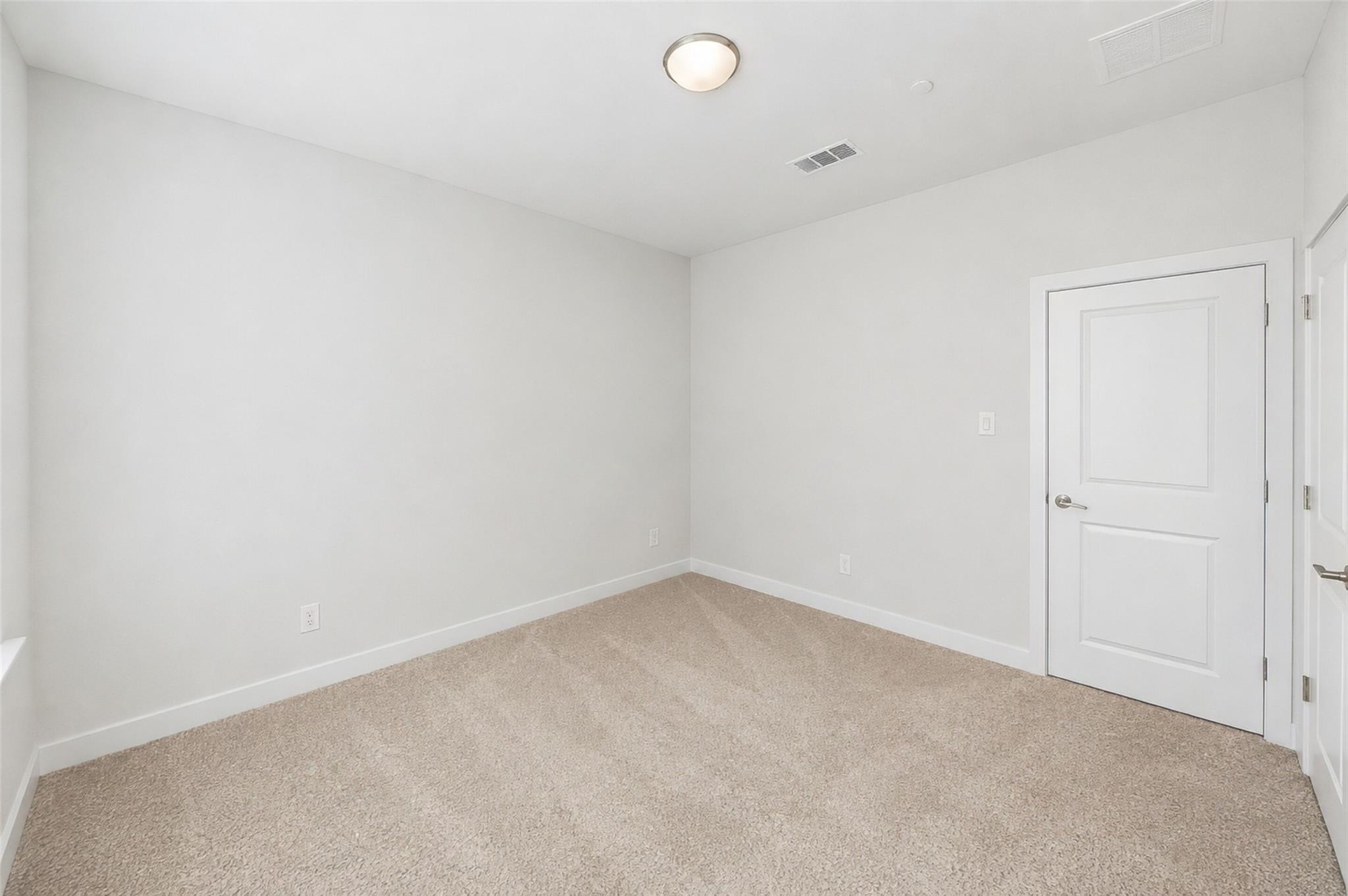 property viewer photo 22