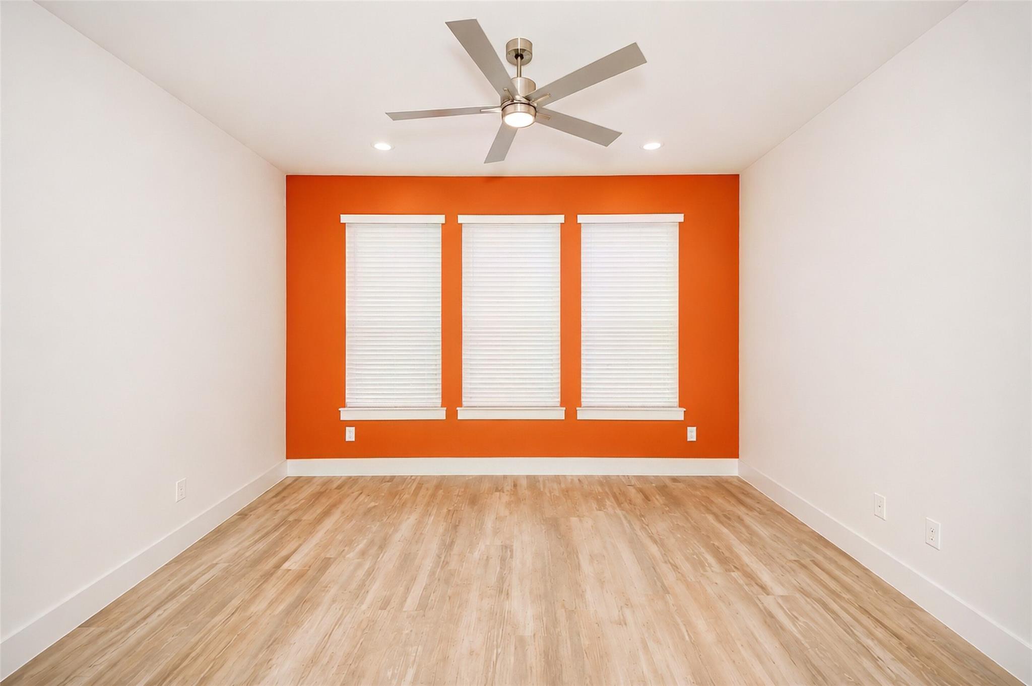 property viewer photo 6