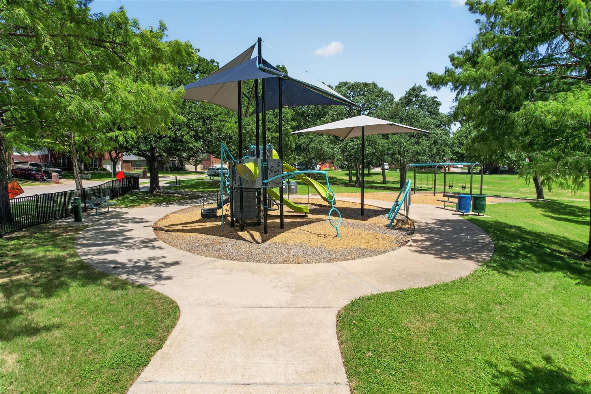 main property photo 38