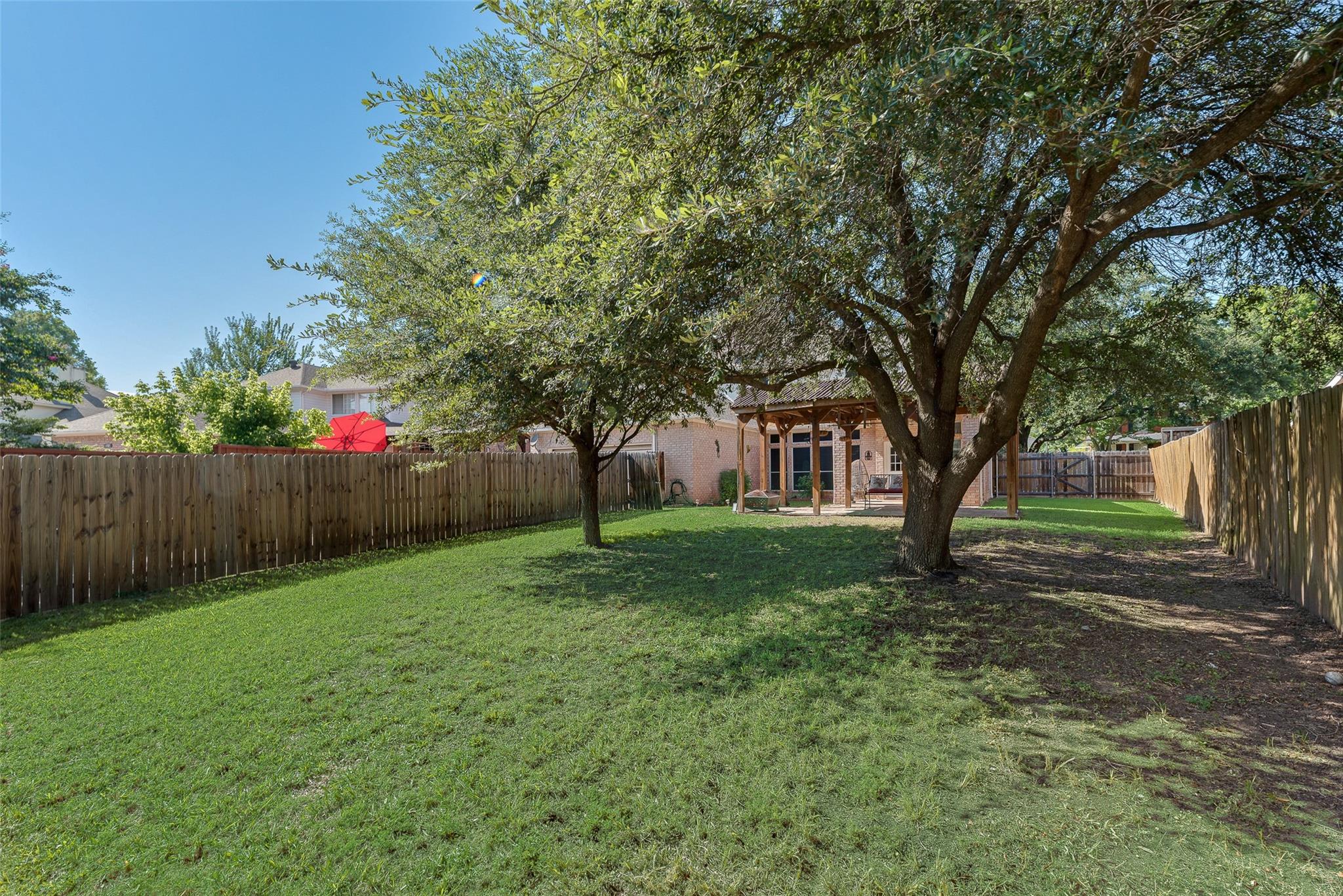 main property photo 38