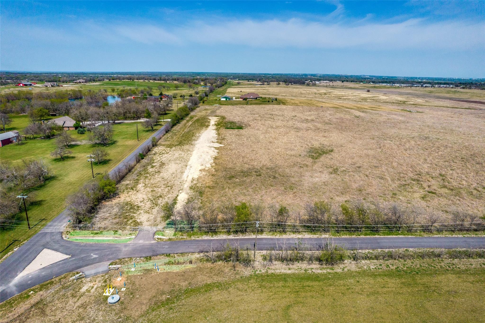 main property photo 9