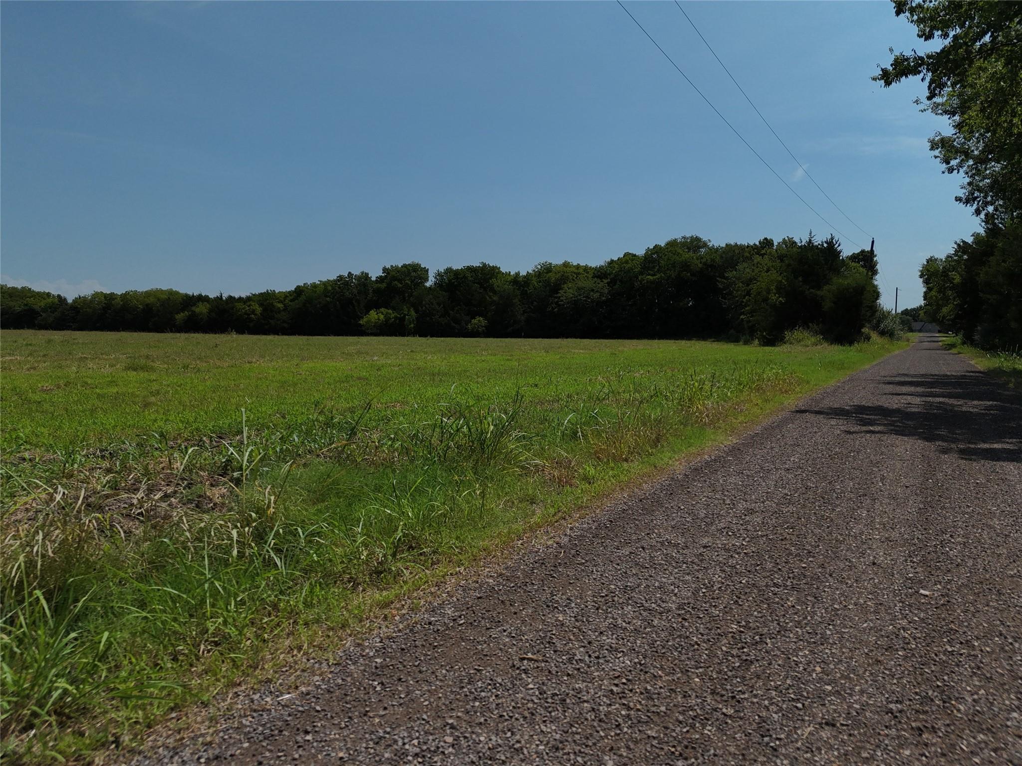 main property photo 8