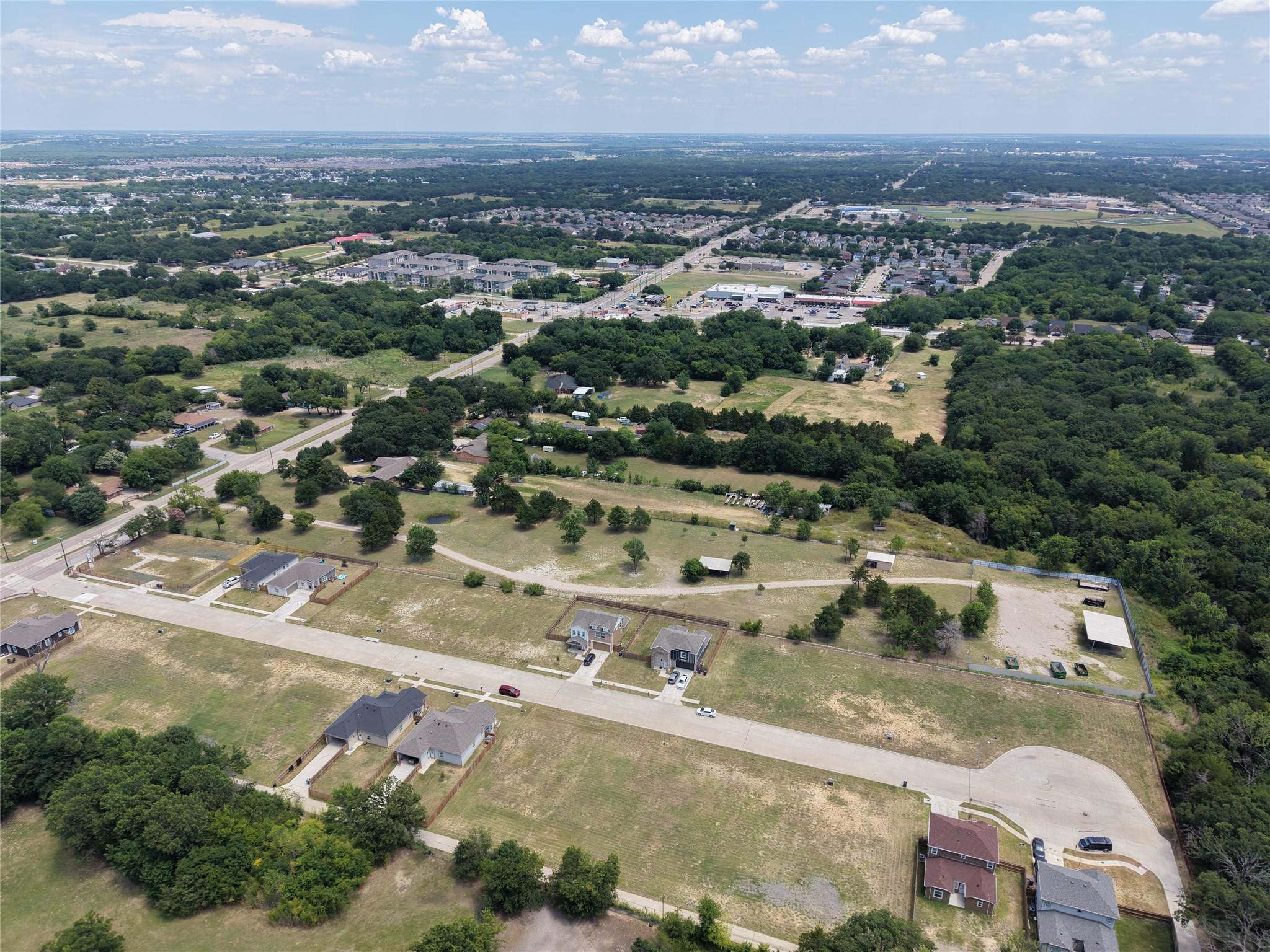 main property photo 6