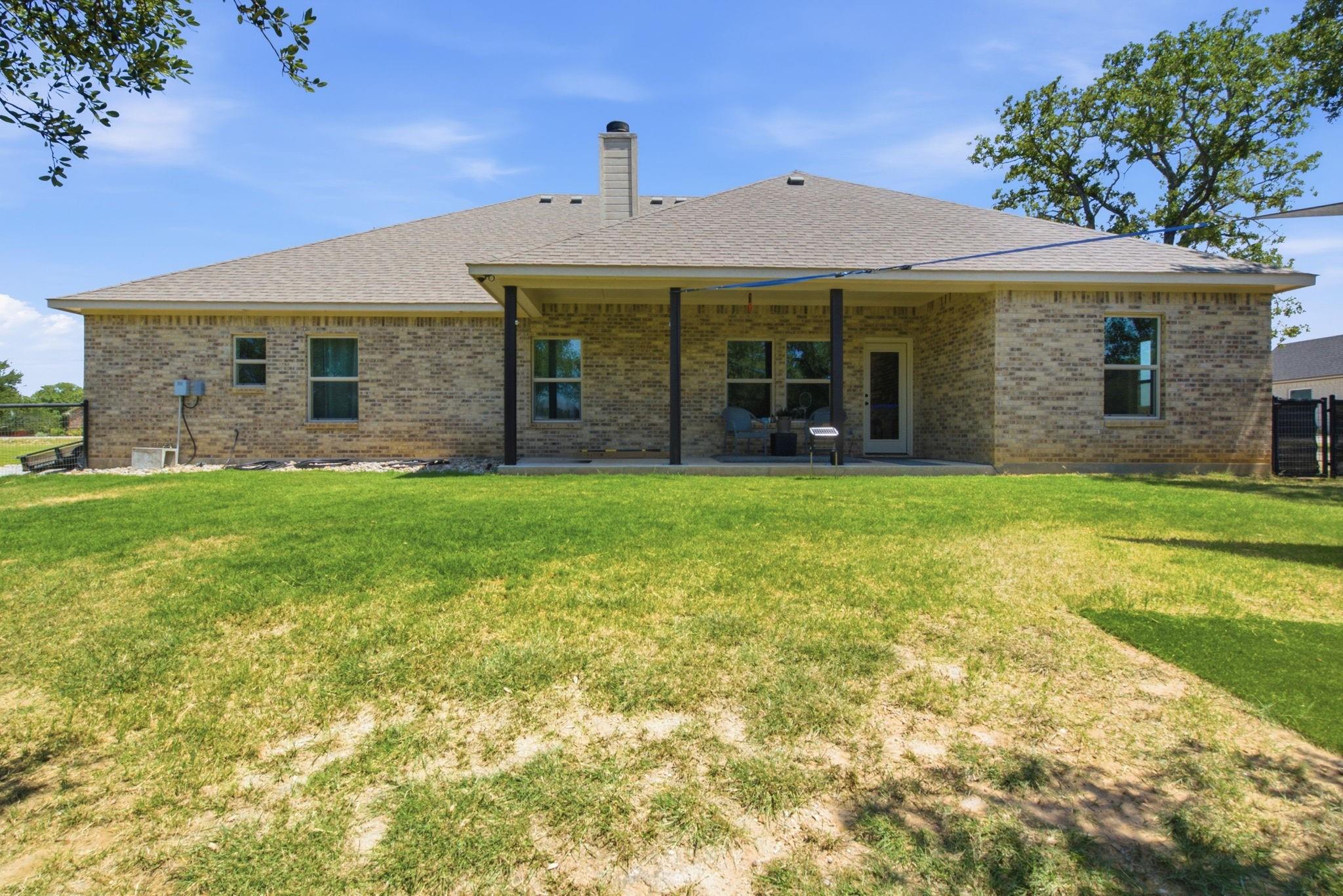 main property photo 29