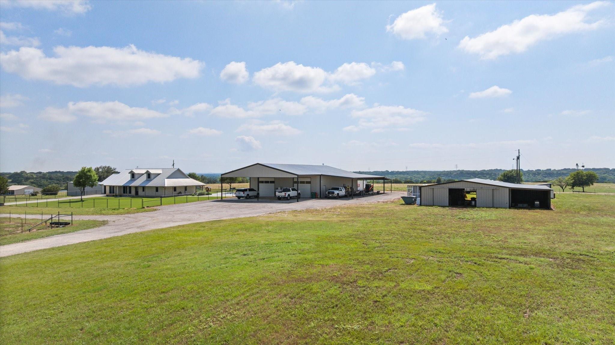 main property photo 17