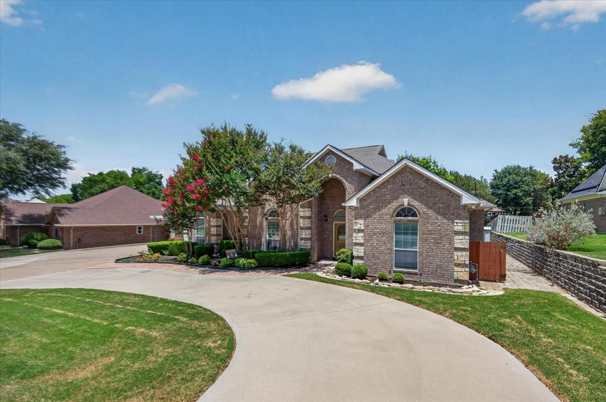 main property photo 29