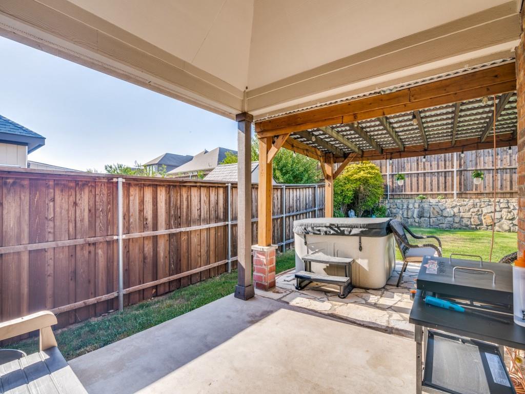 main property photo 20