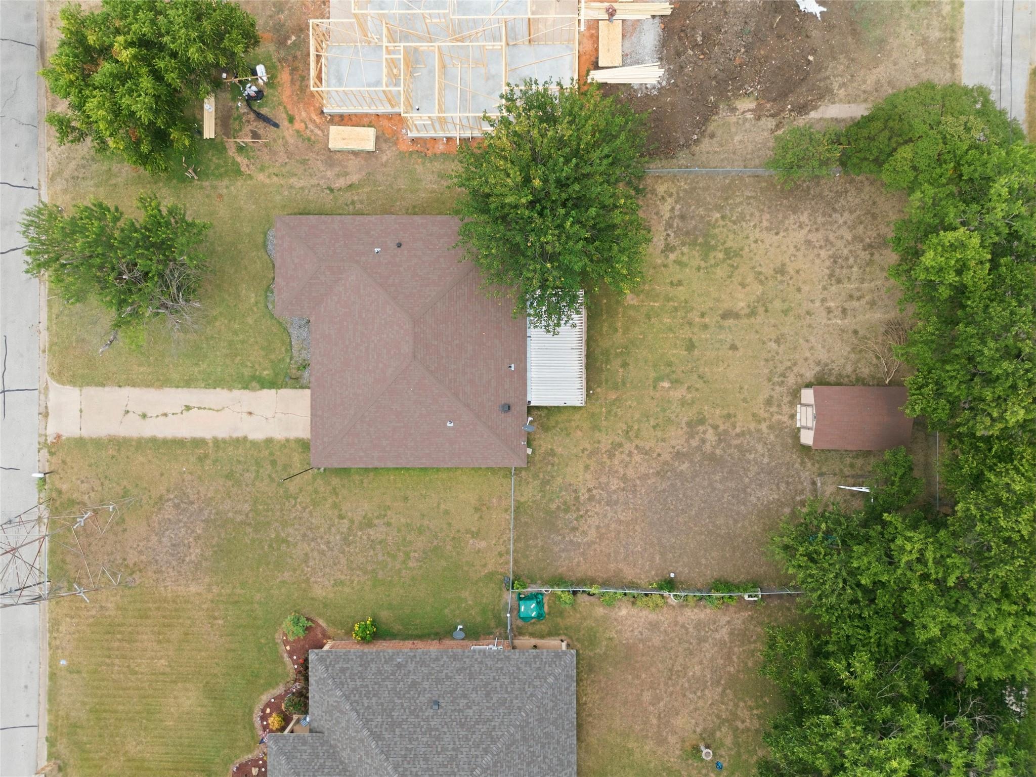main property photo 23