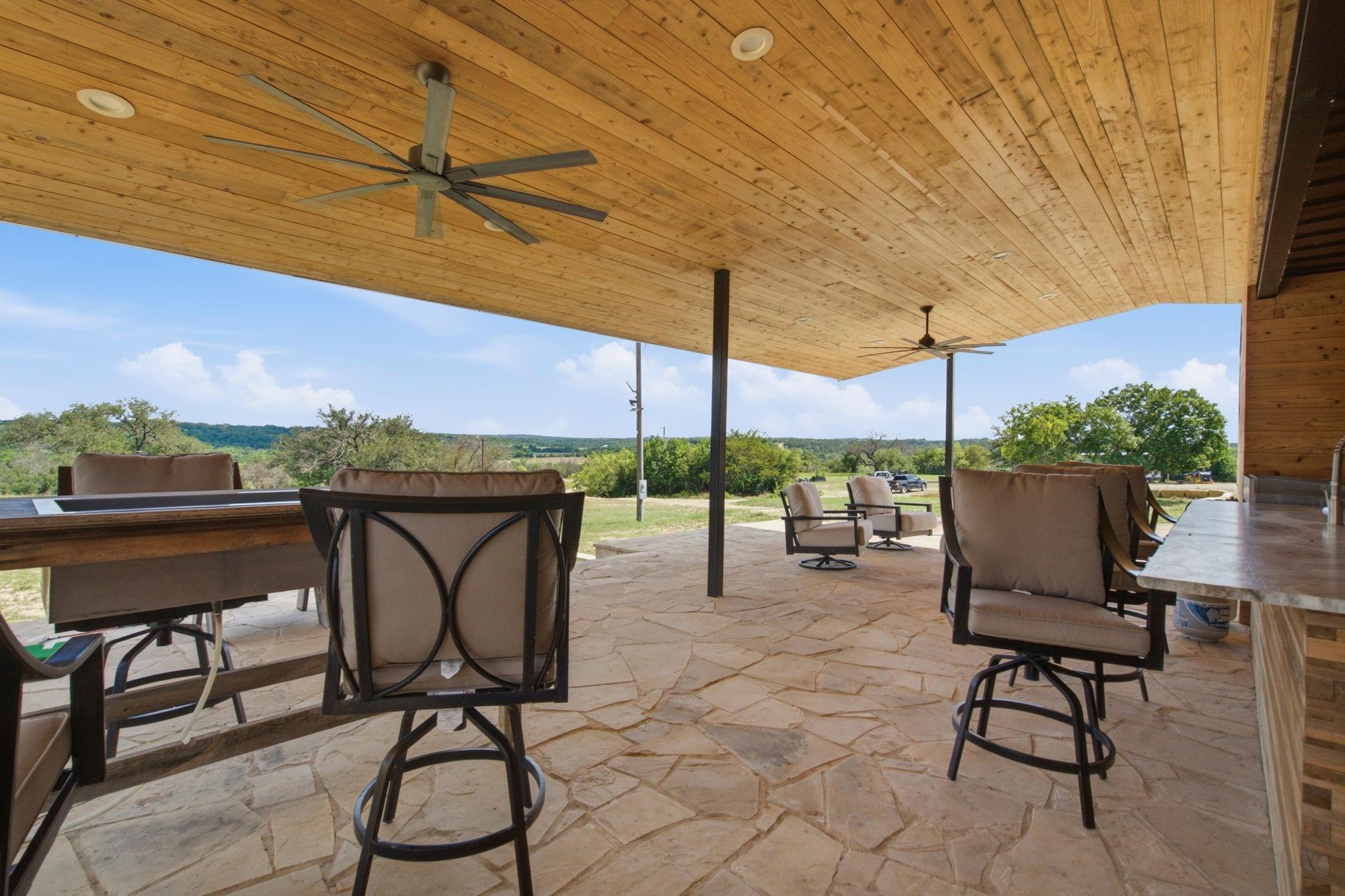 main property photo 23