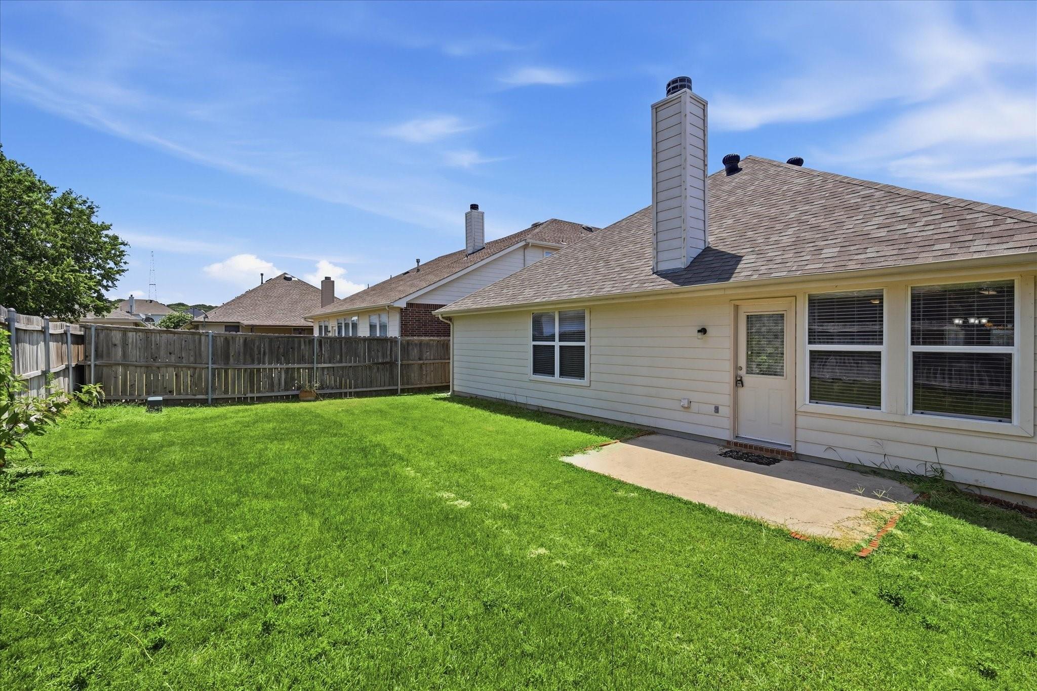 main property photo 23