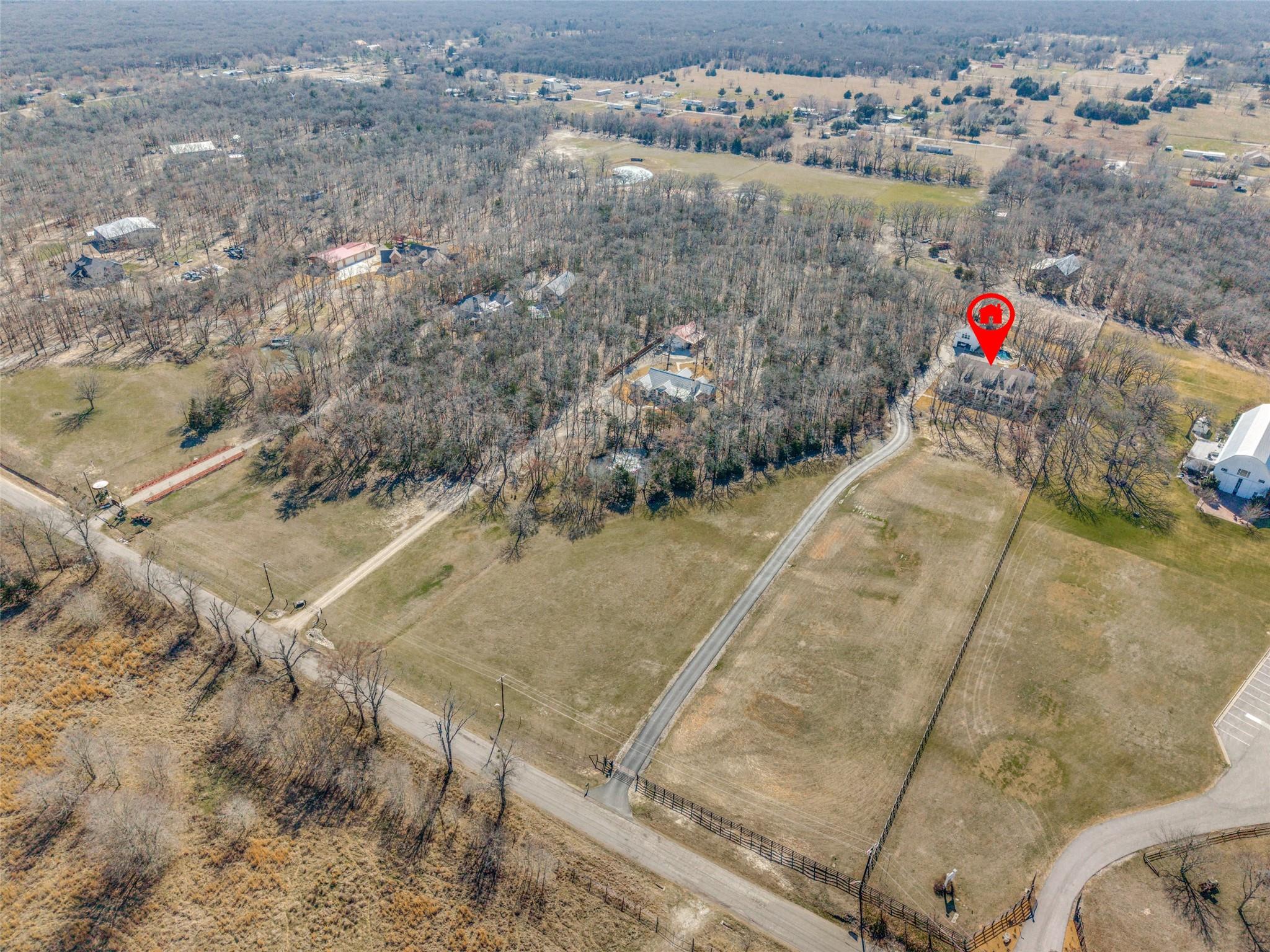 main property photo 34