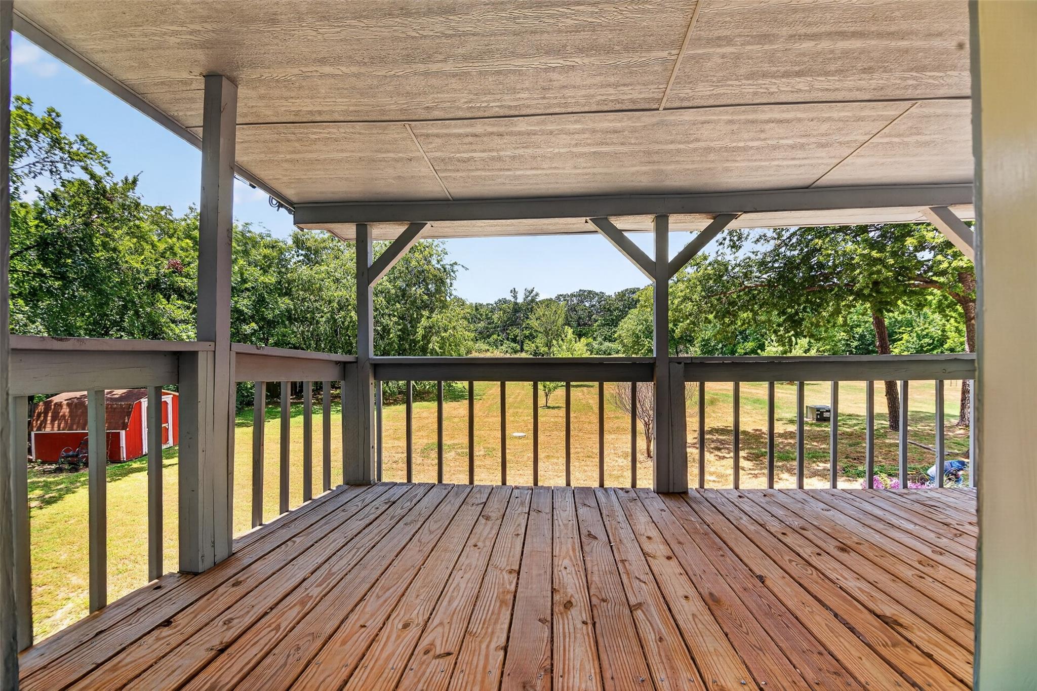 main property photo 9