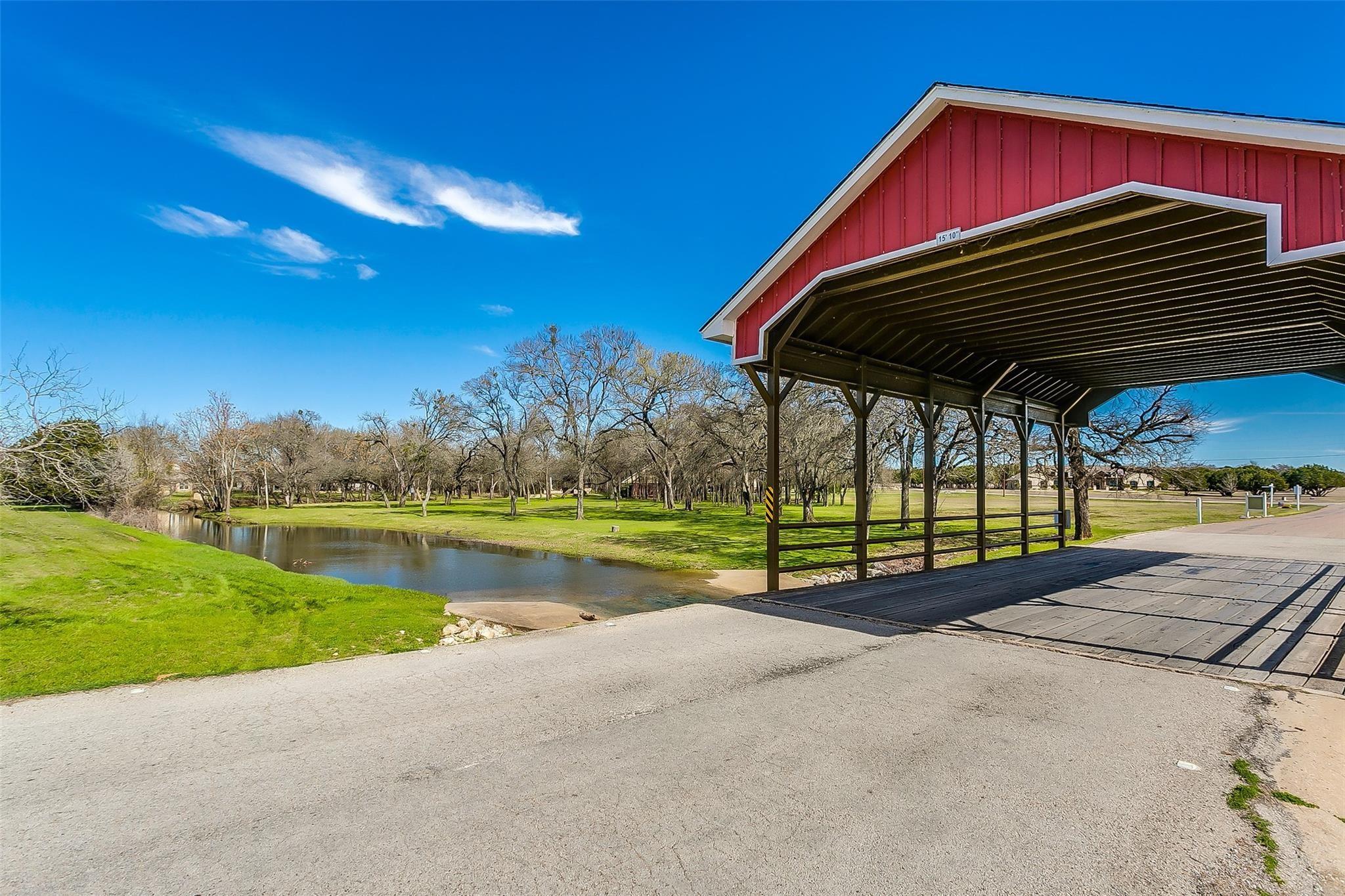 main property photo 15