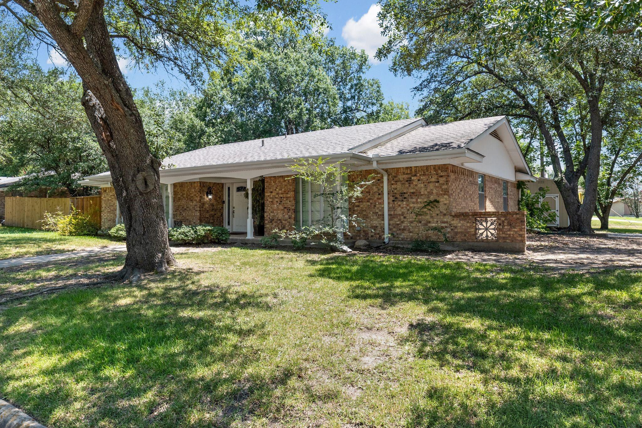 main property photo 25