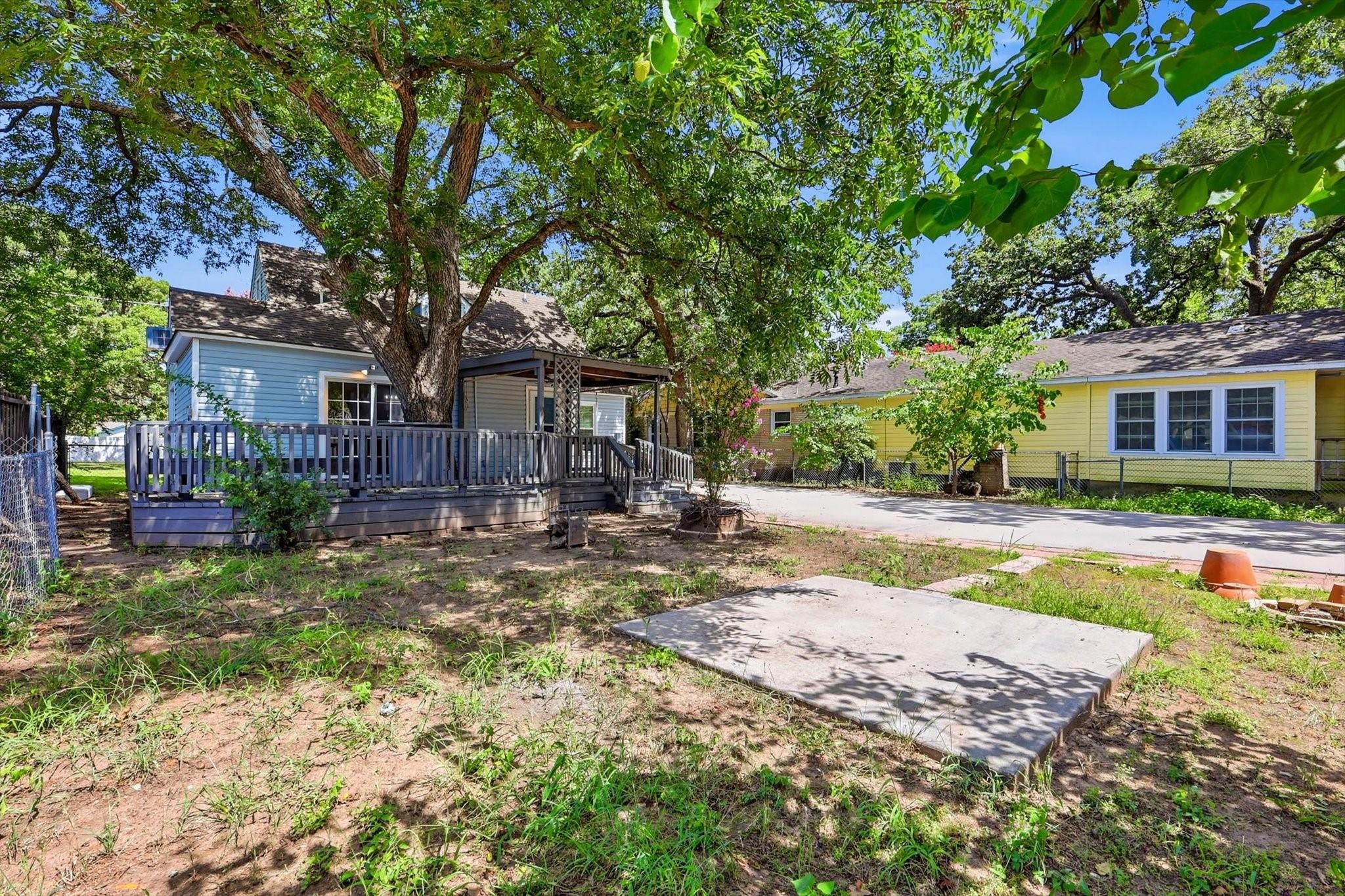 main property photo 33