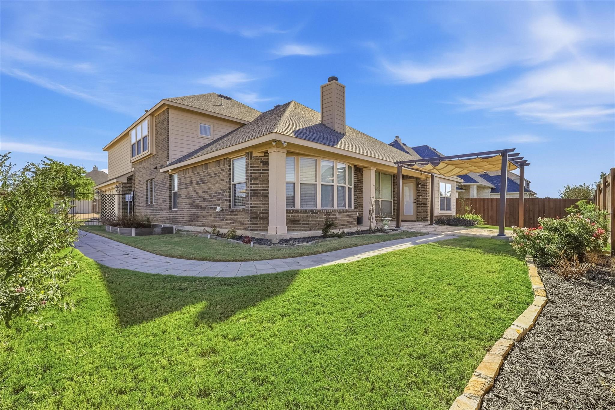 main property photo 33