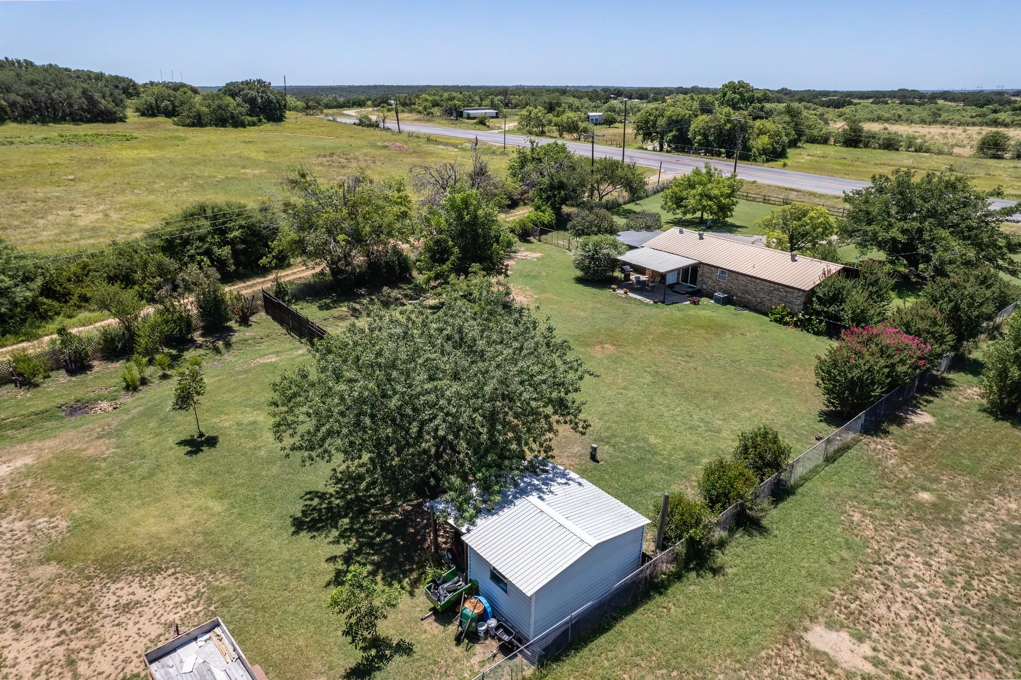 main property photo 30